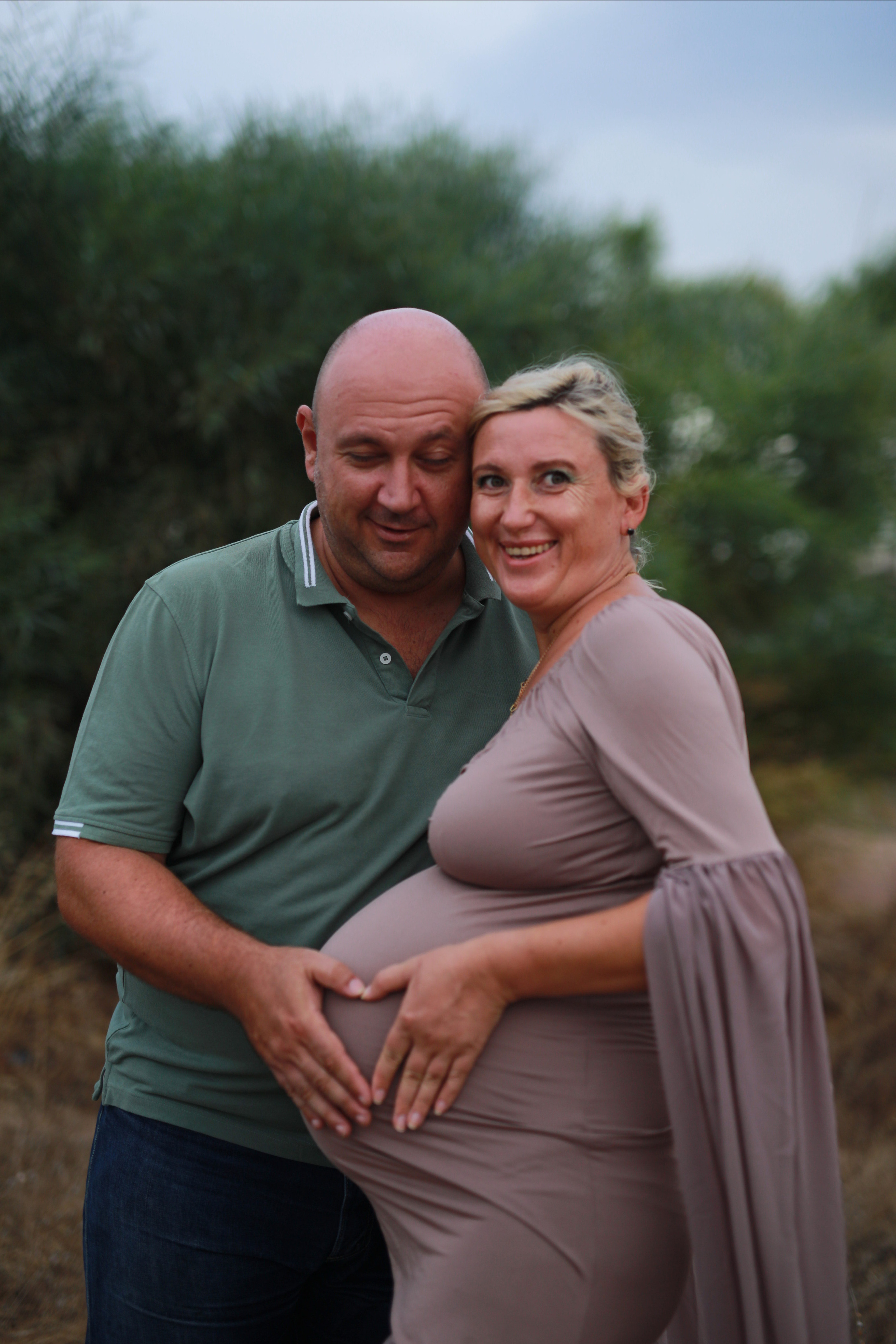 Waiting for a baby. Family and real state photographer in Haugesund Dina Vikra