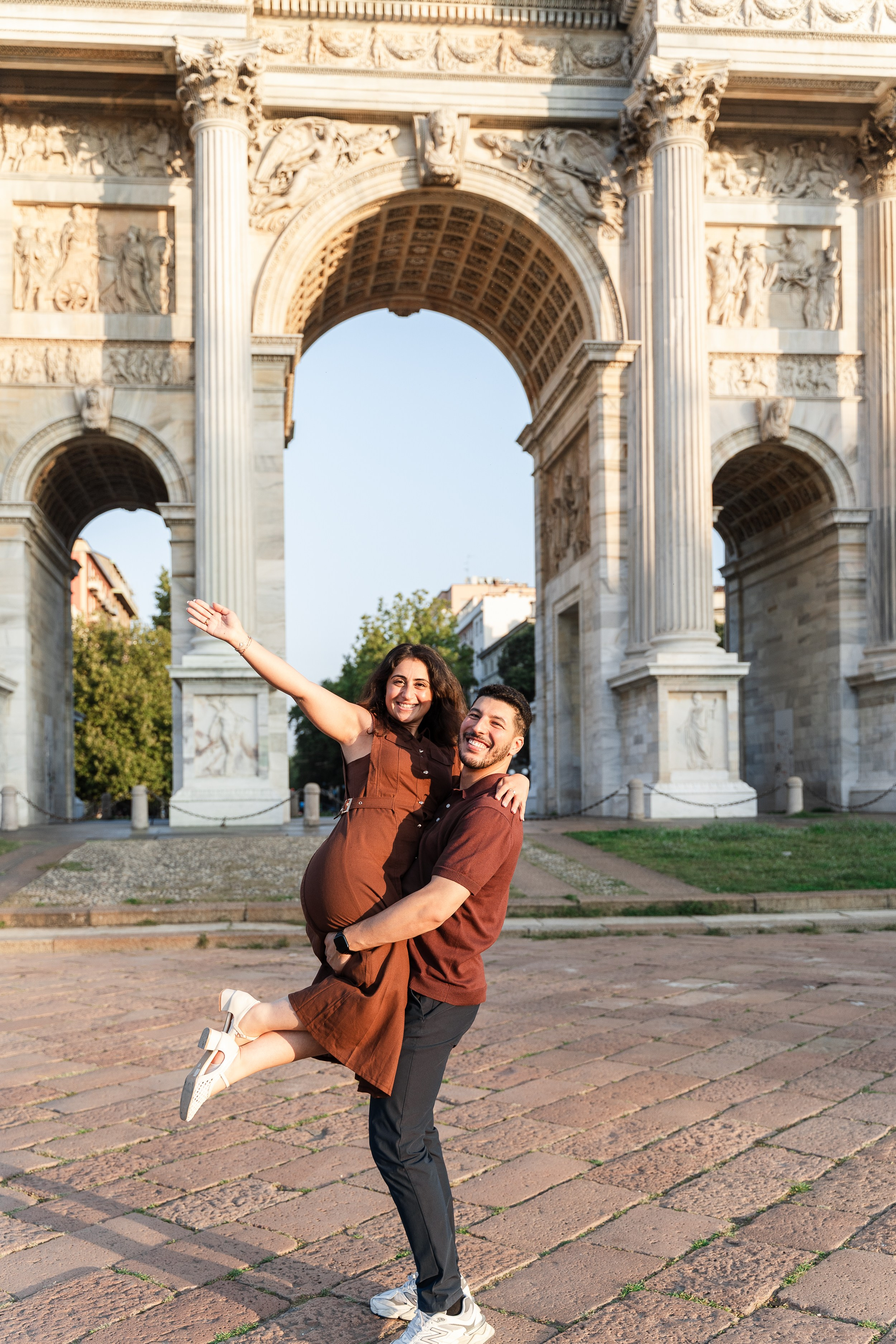 Sunrise Proposal in Milan. Proposal Photographer in Lake Como