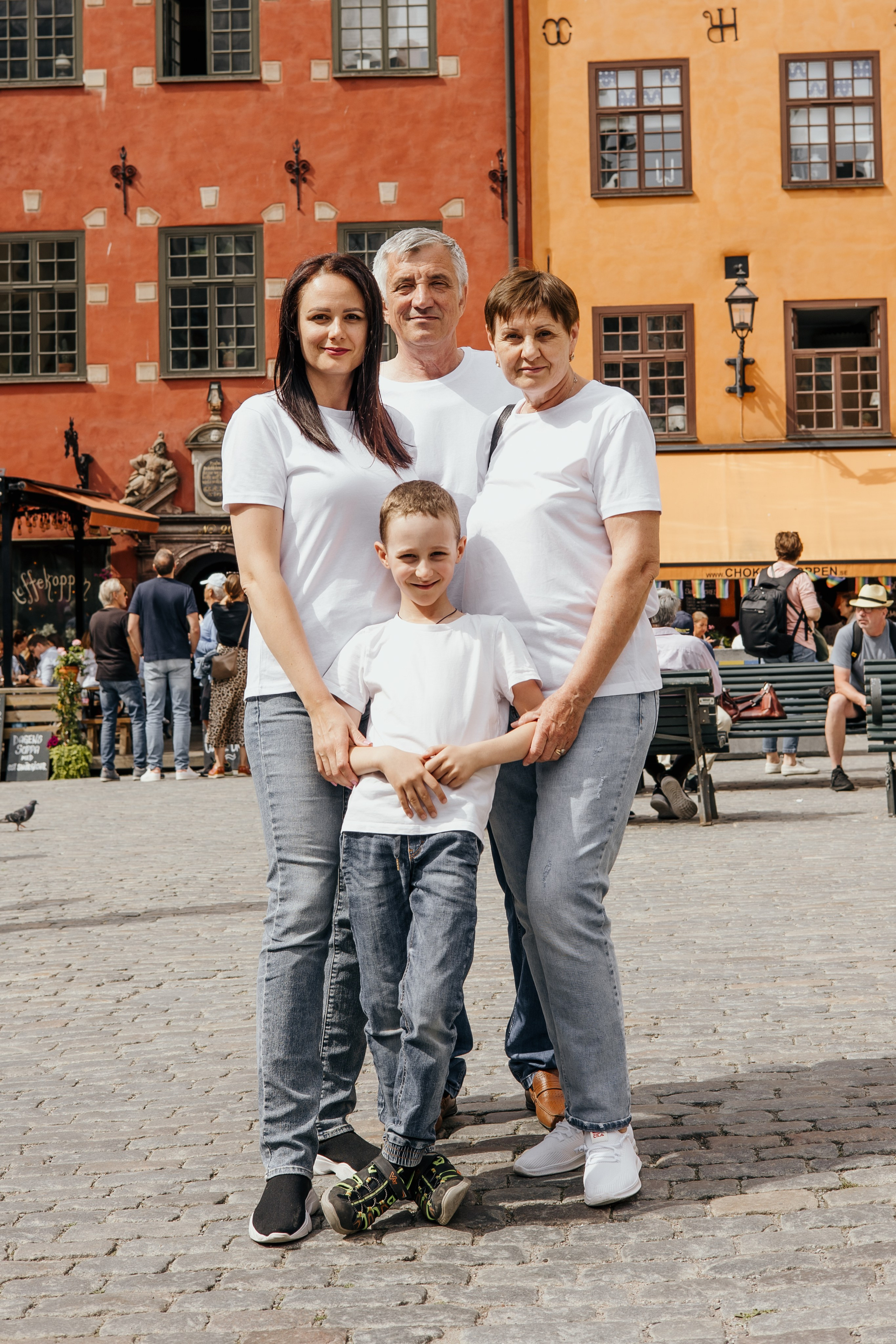 A walk for the Tatjana family. Iryna Zhyvora | Photographer | Stockholm