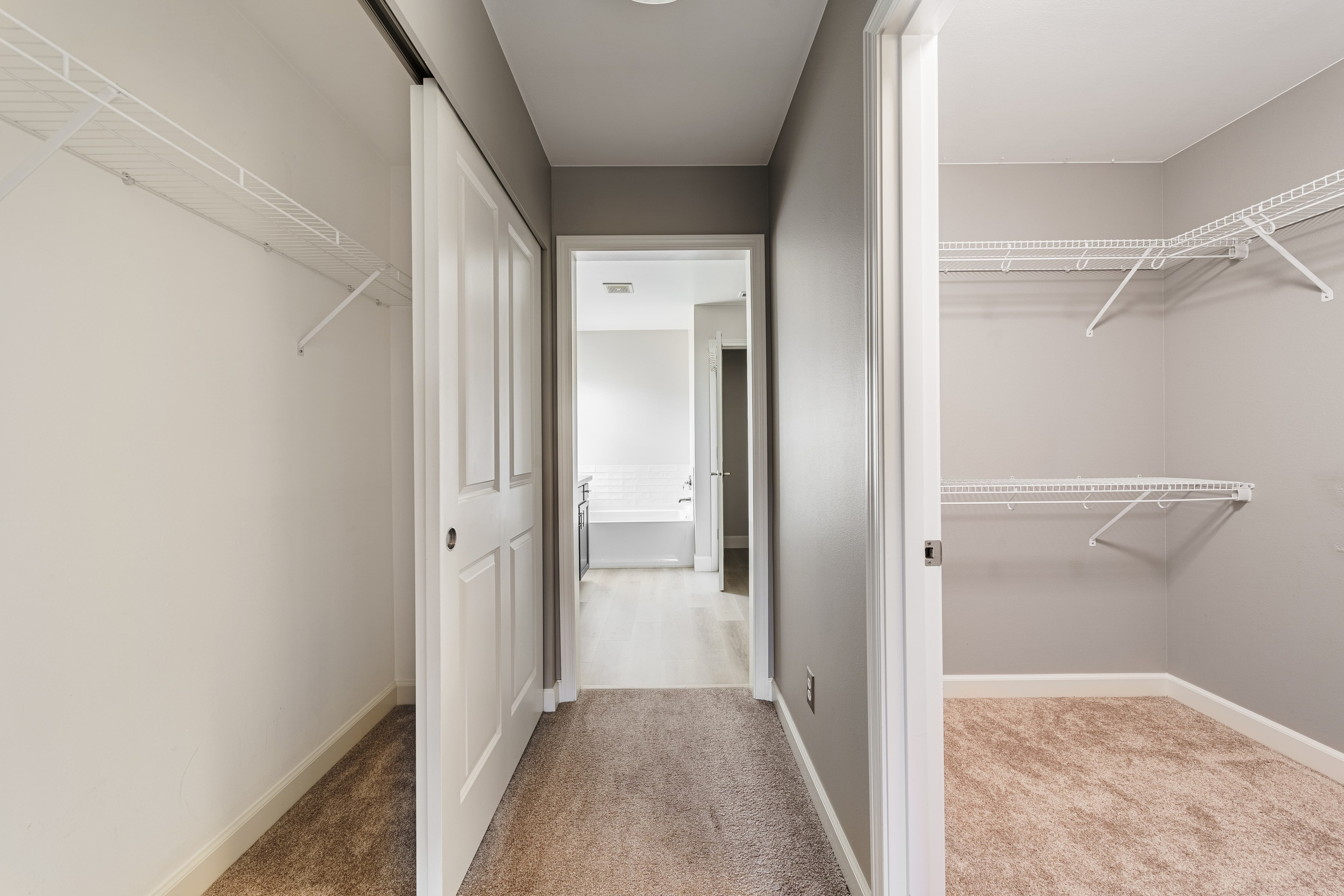 Real Estate photography. Washington state. EVAN ARISTOV WEDDING PHOTOGRAPHY — Seattle Wedding Photographer