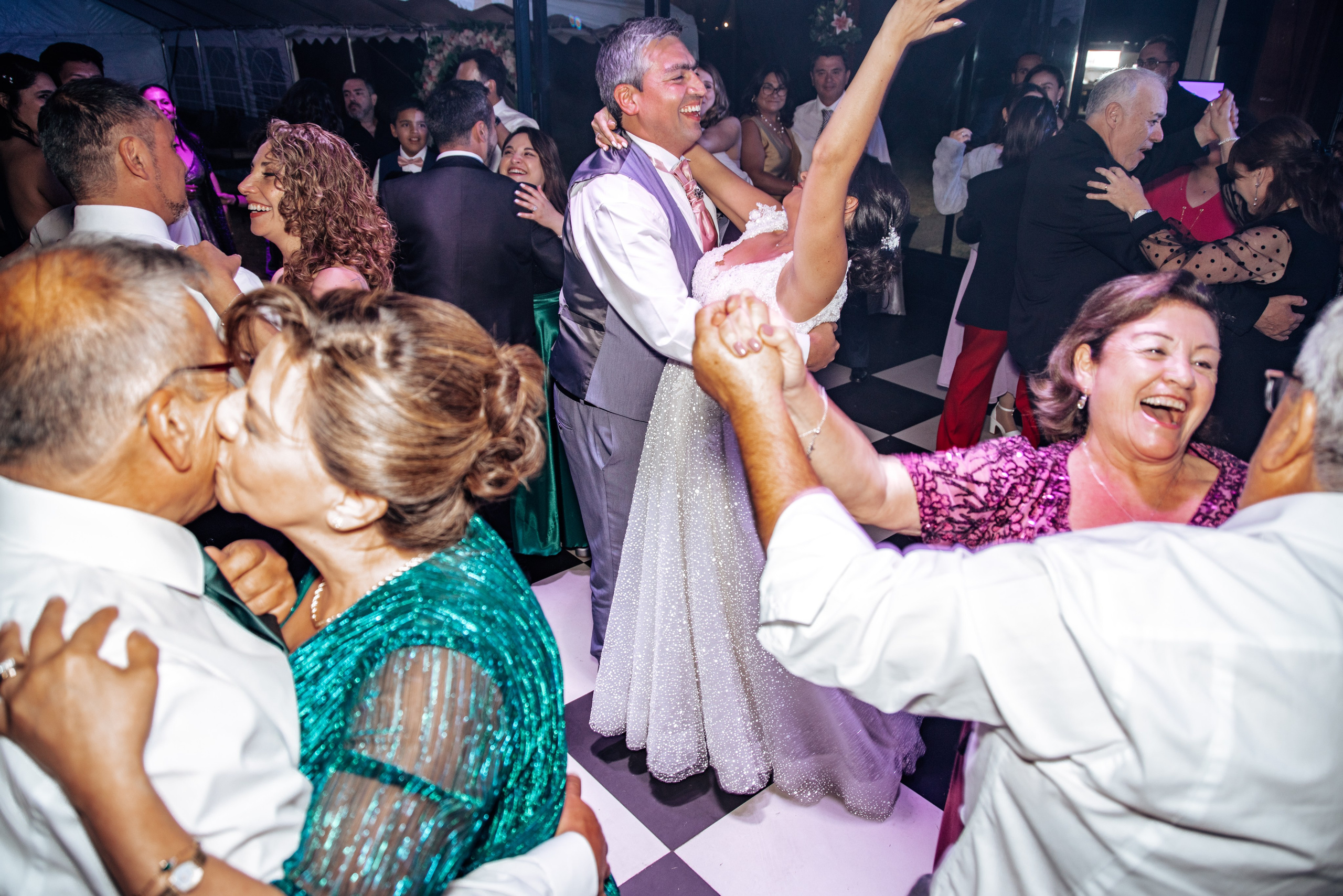 Katherin y Daniel. Dinka & Emilio - El arte de preservar lo que no se repite