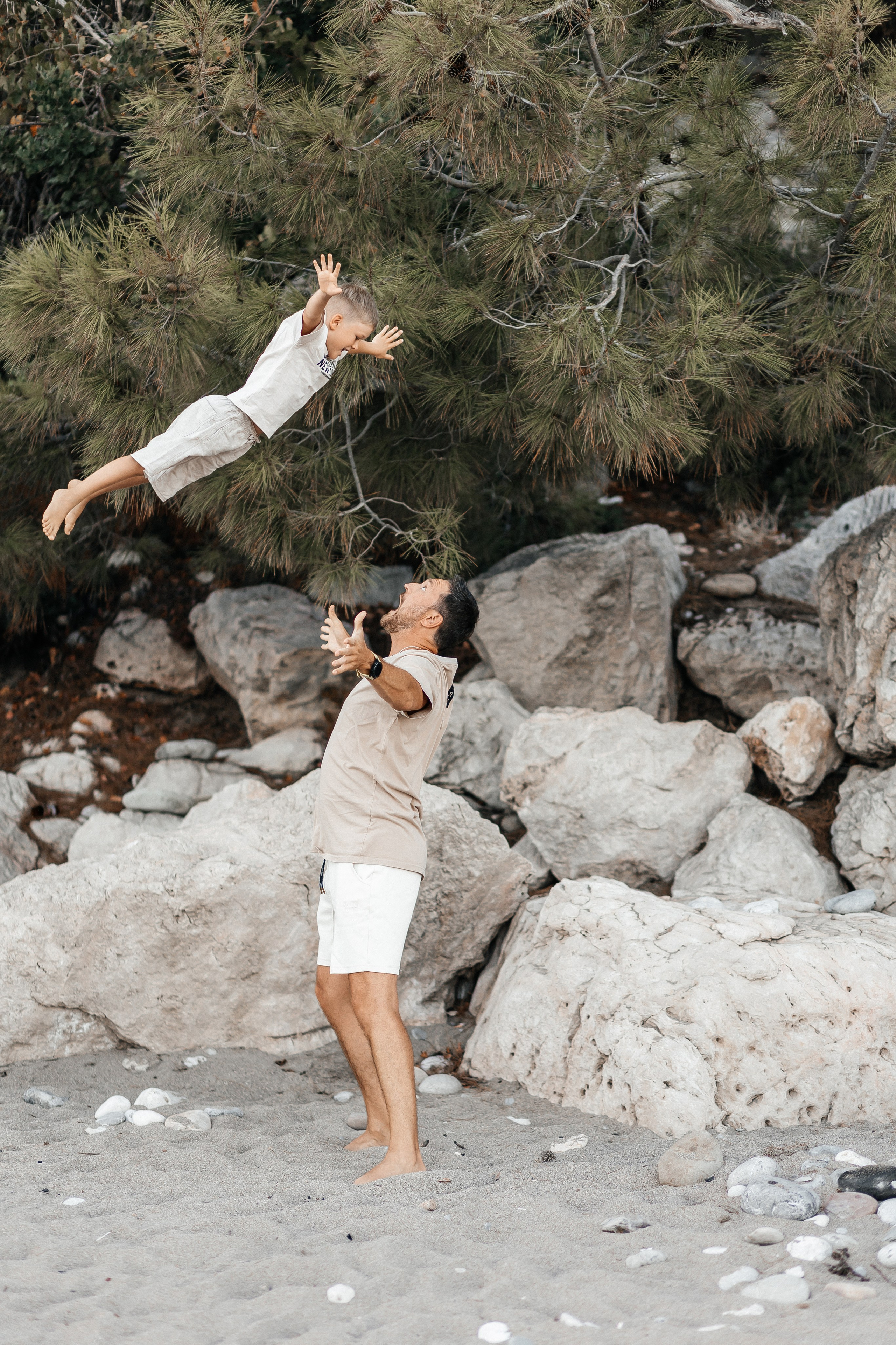 Дикий пляж в Кемере. Фотограф в Анталии, Кемере и Белеке