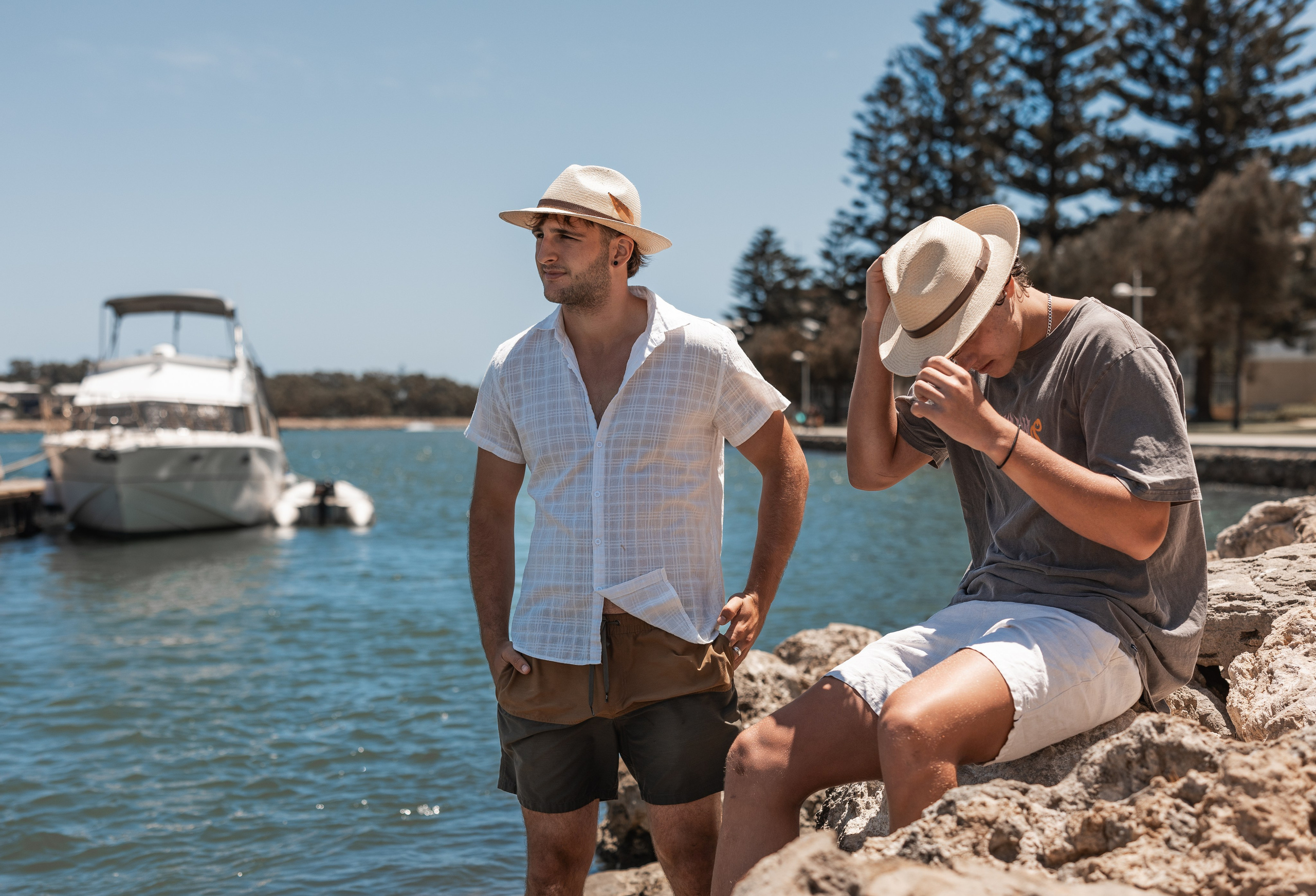 Green Duck Society — House Boats Mandura (Hats photoshoot)