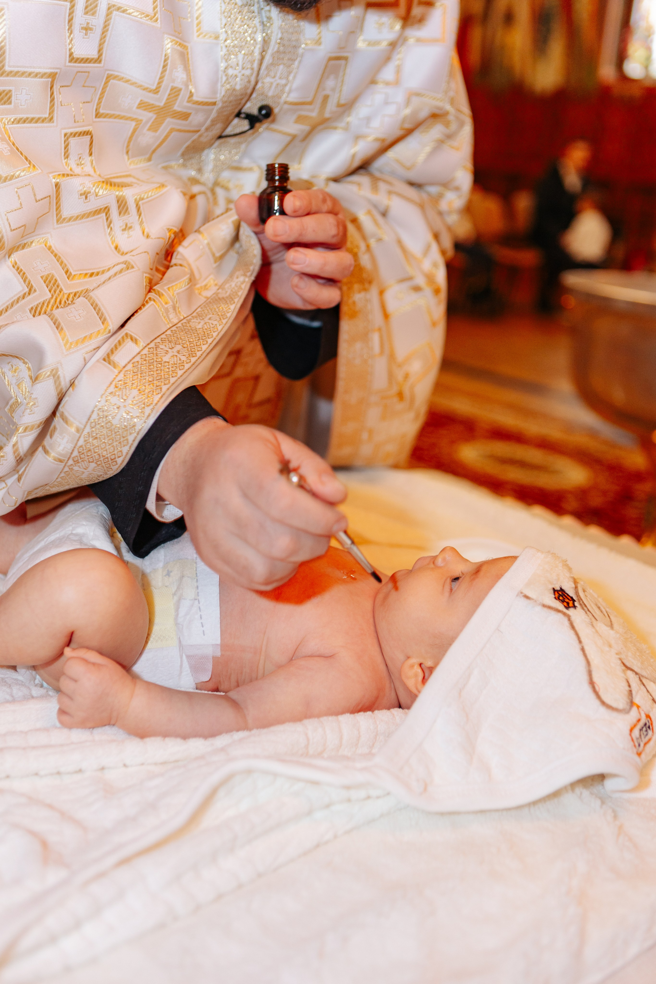 Botezul micuțului Matteo. Cristina Andronache fotograf Brașov fotograf de familie fotograf de nunta Brașov