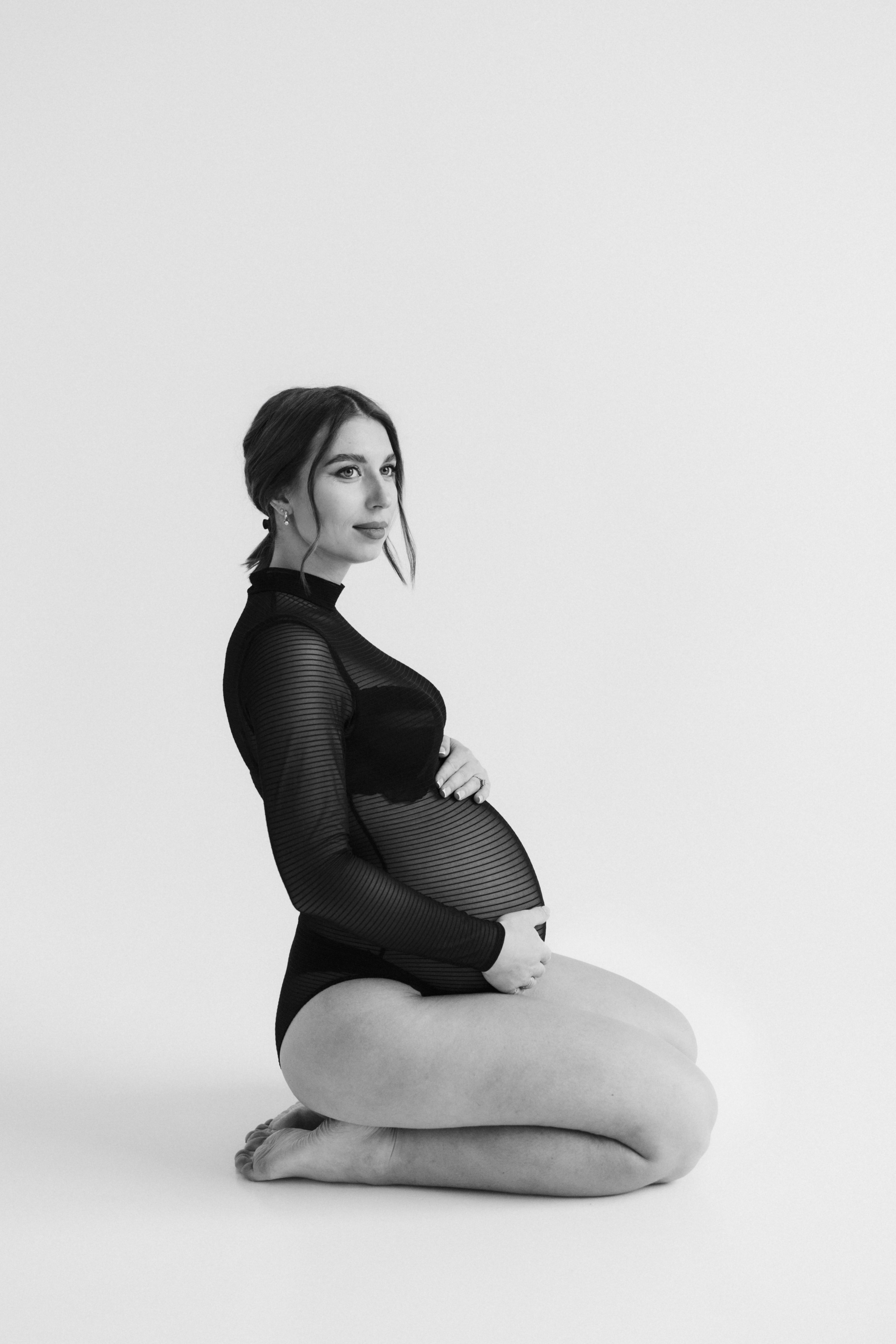 Pregnancy. Photographer in Milton Keynes, Northampton & London — Wedding, Family & Portrait Photography