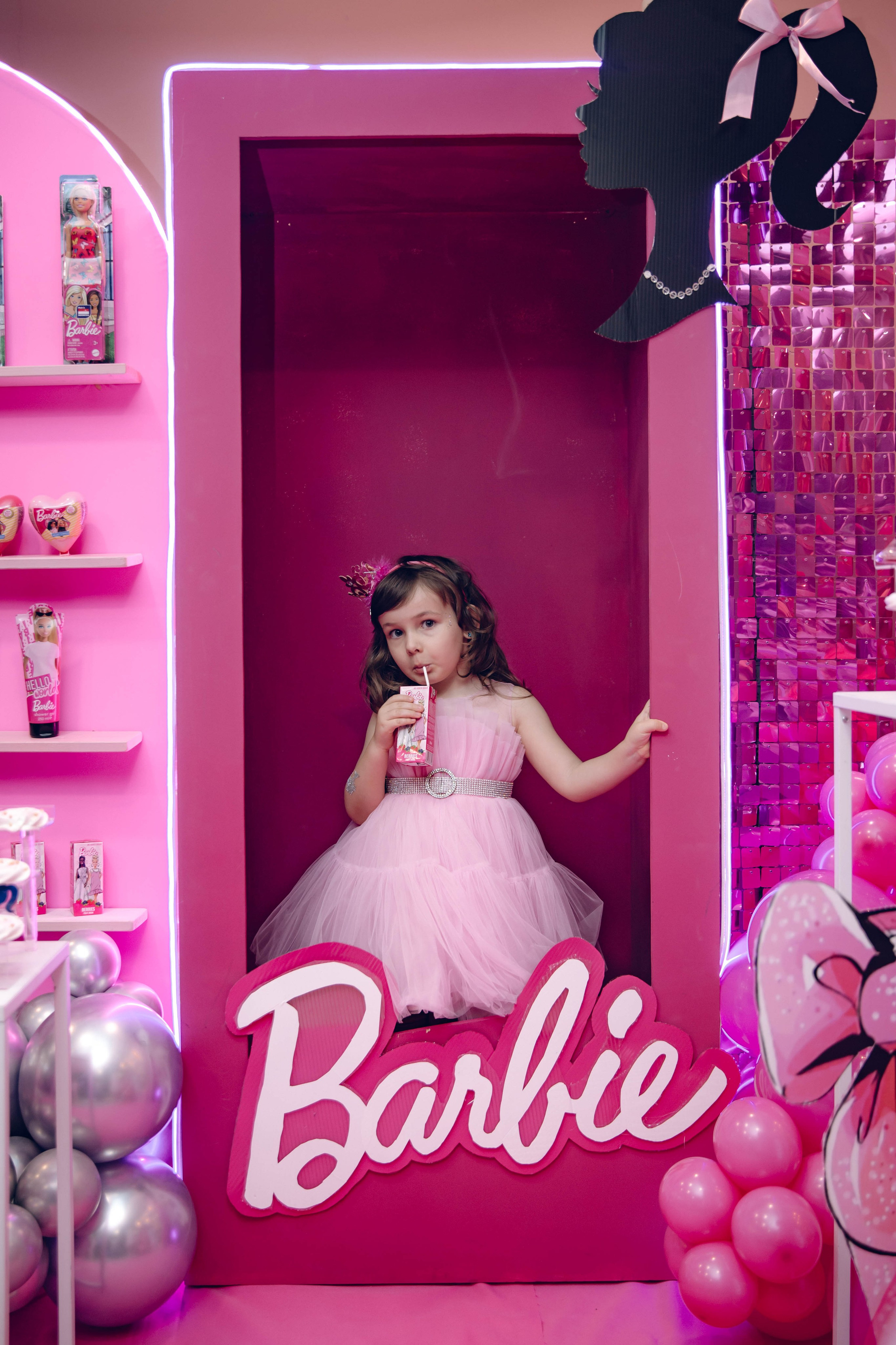 Geburtstag Party. Portrait family photographer in Berlin Elena Zakh