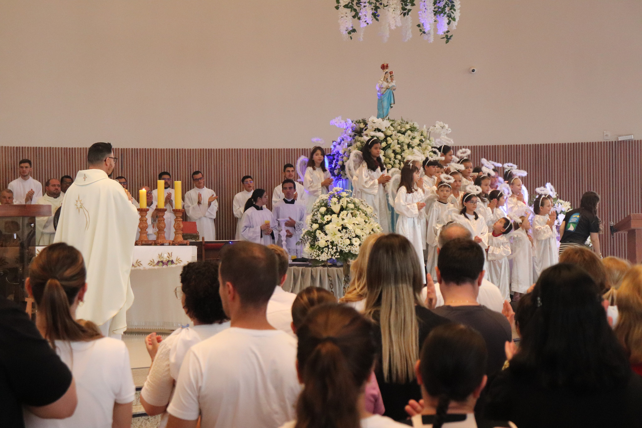 Peregrinação Nossa Senhora de Belém. Handa Produções