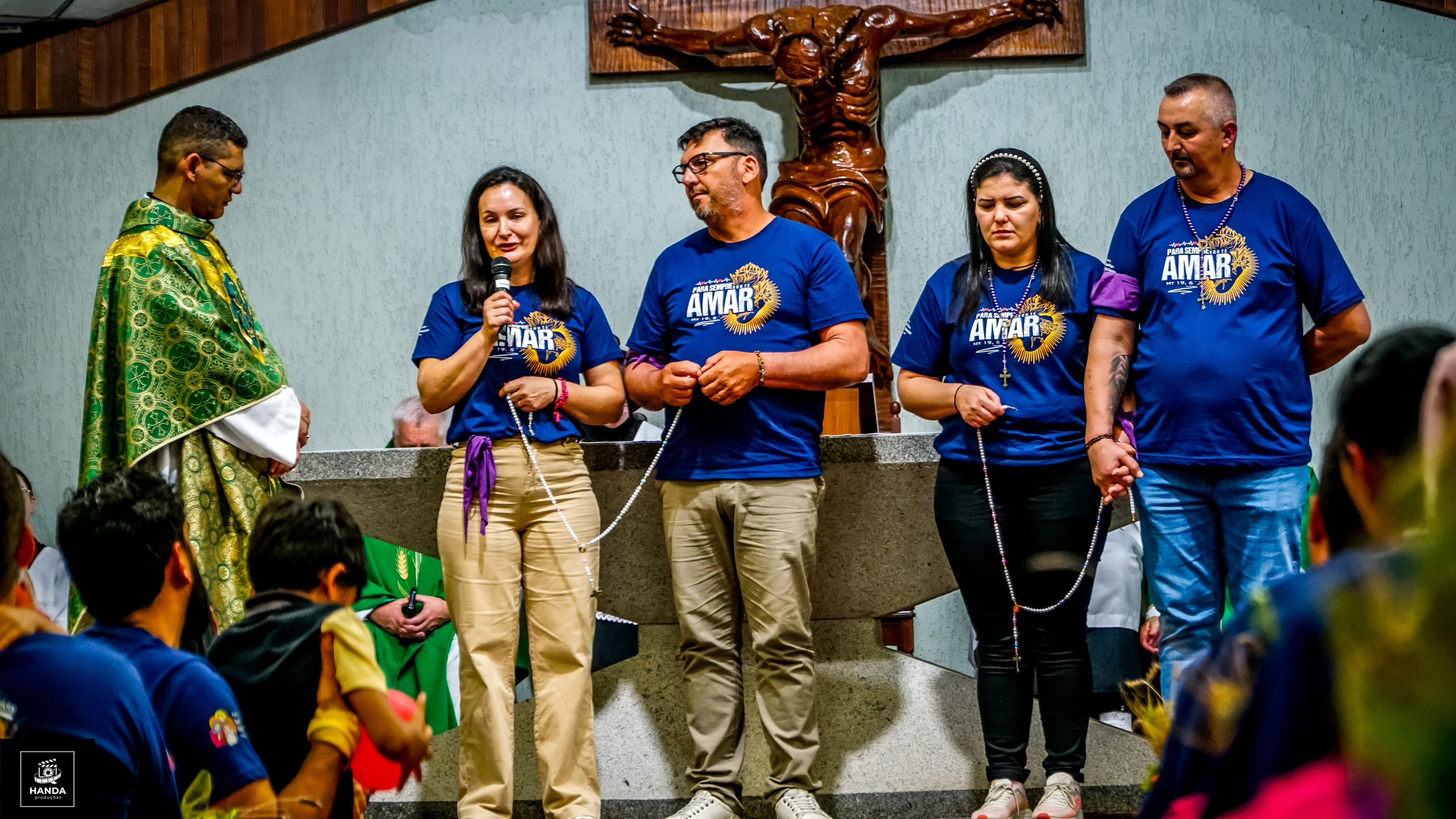 Acampamento Casais. Handa Produções