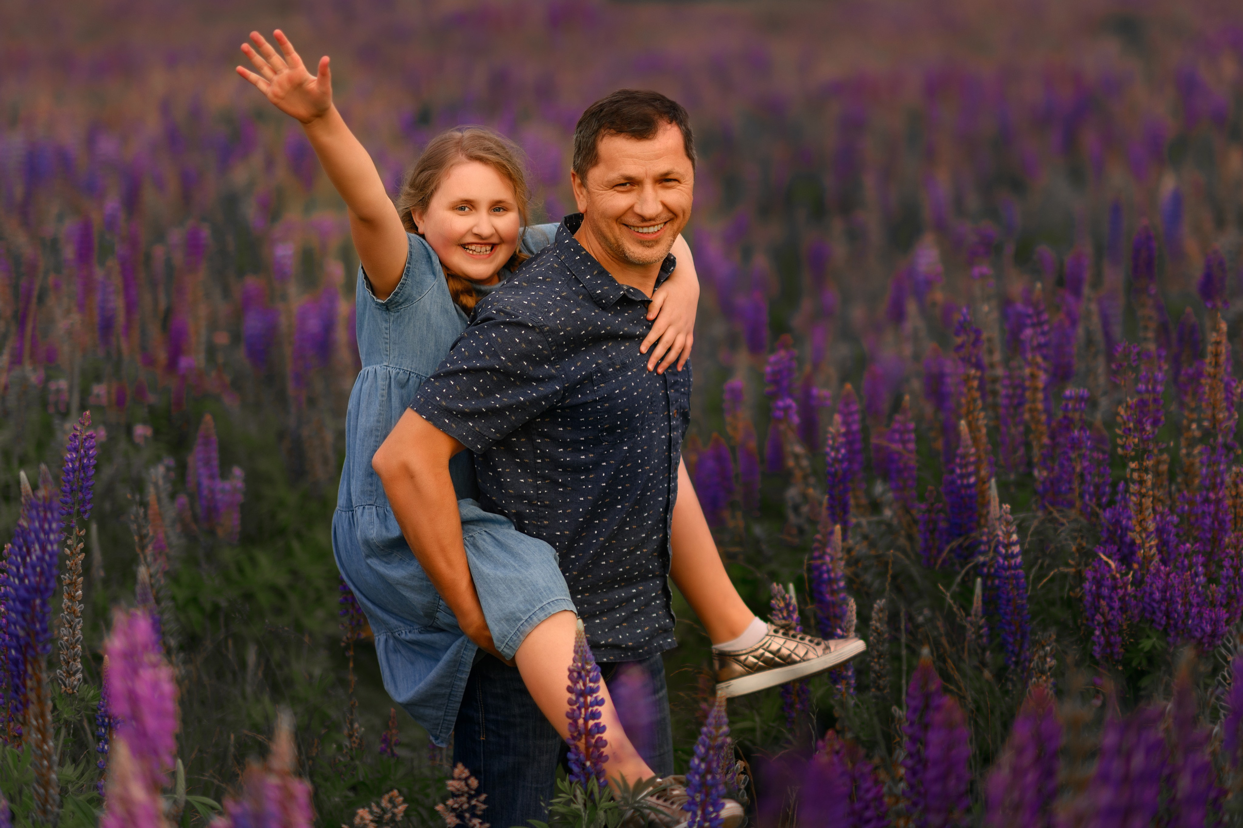 Field of lupines. Wedding & portrait photography in the Seattle Area. Helen Michelle photographer