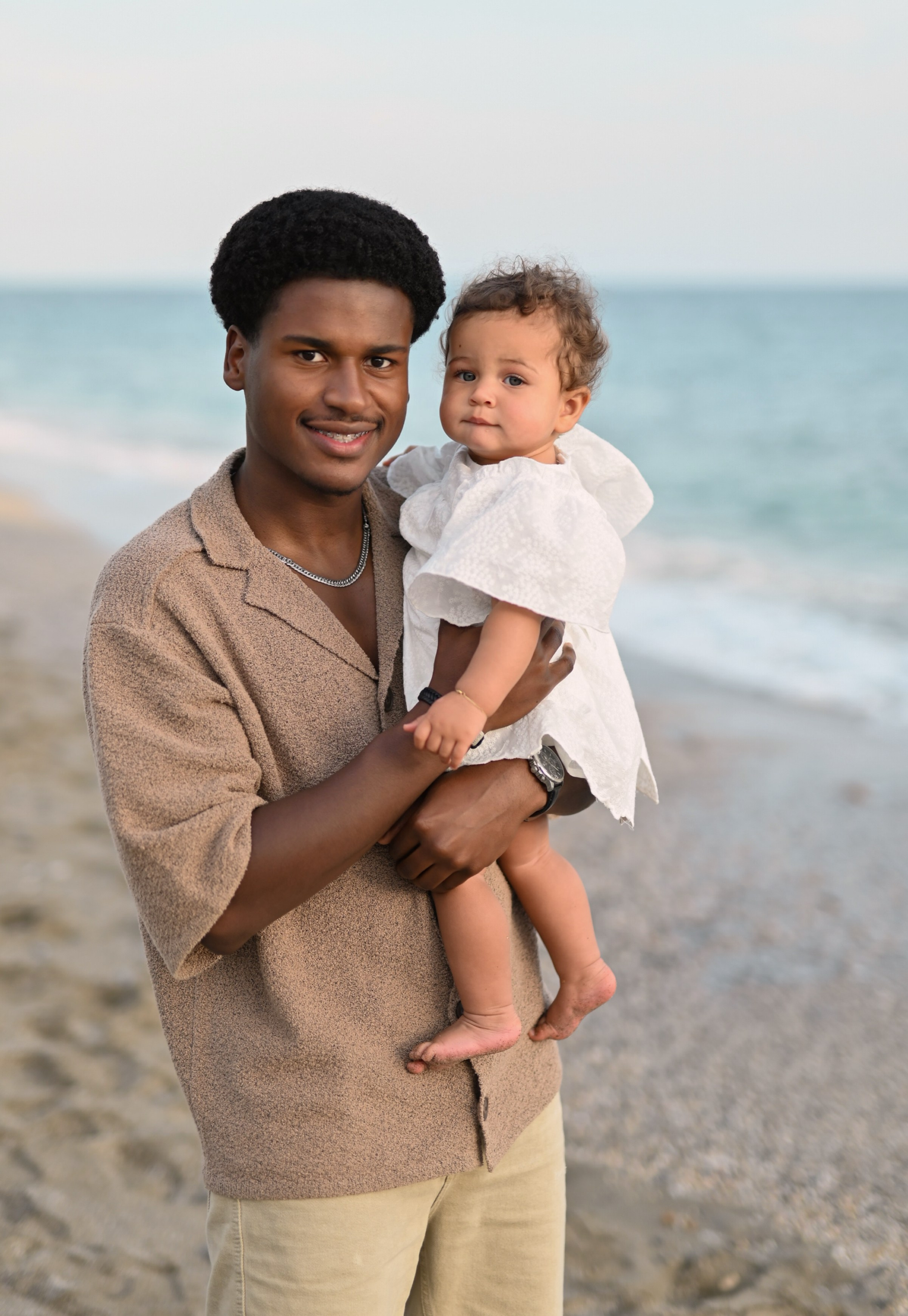 Семейная съемка на пляже Улаш. Фотограф в Алании (Аланье), Сиде, Манавгате. Турция