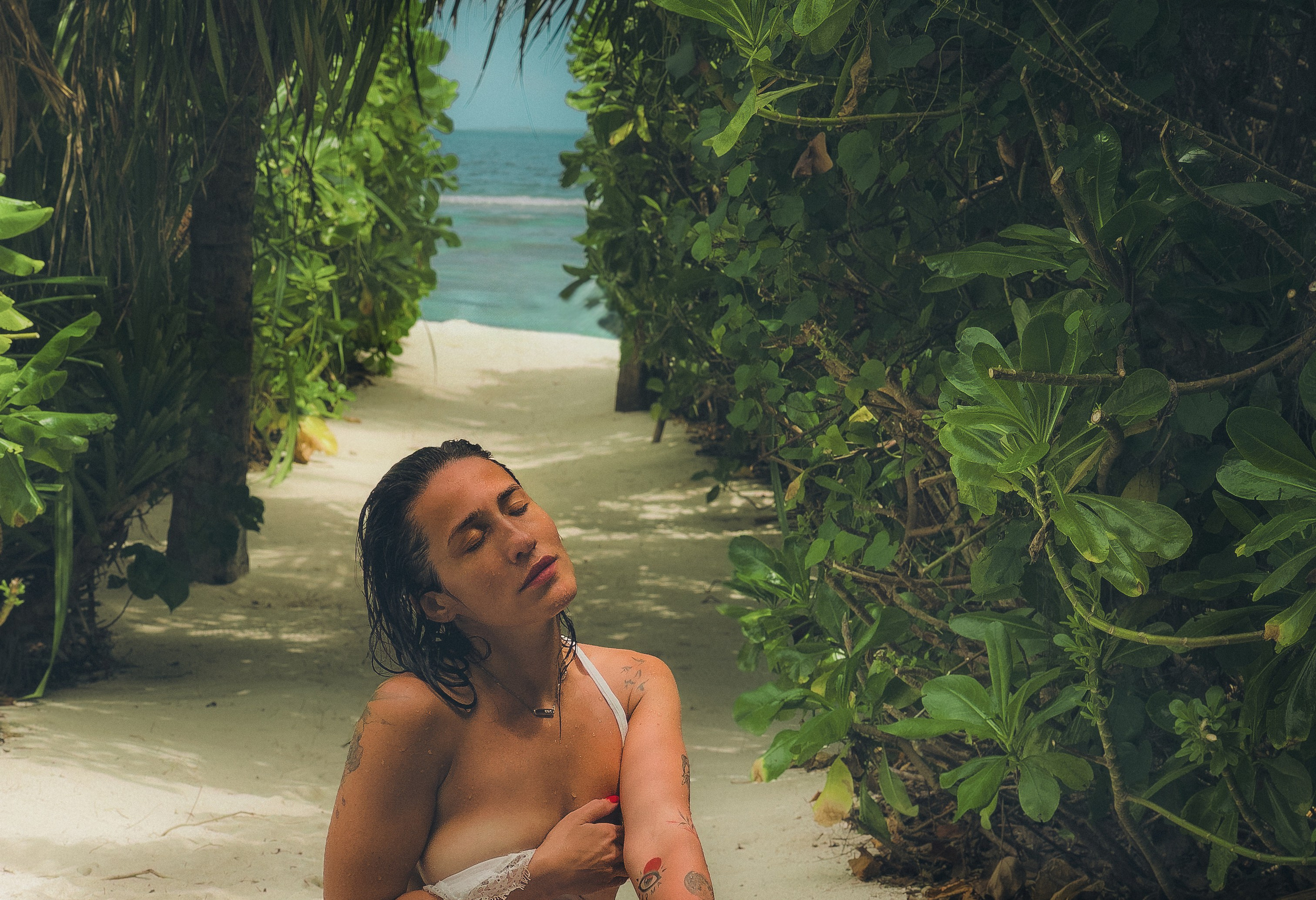 Helen — Maldives. Yana Bobrova | Artistic Photography