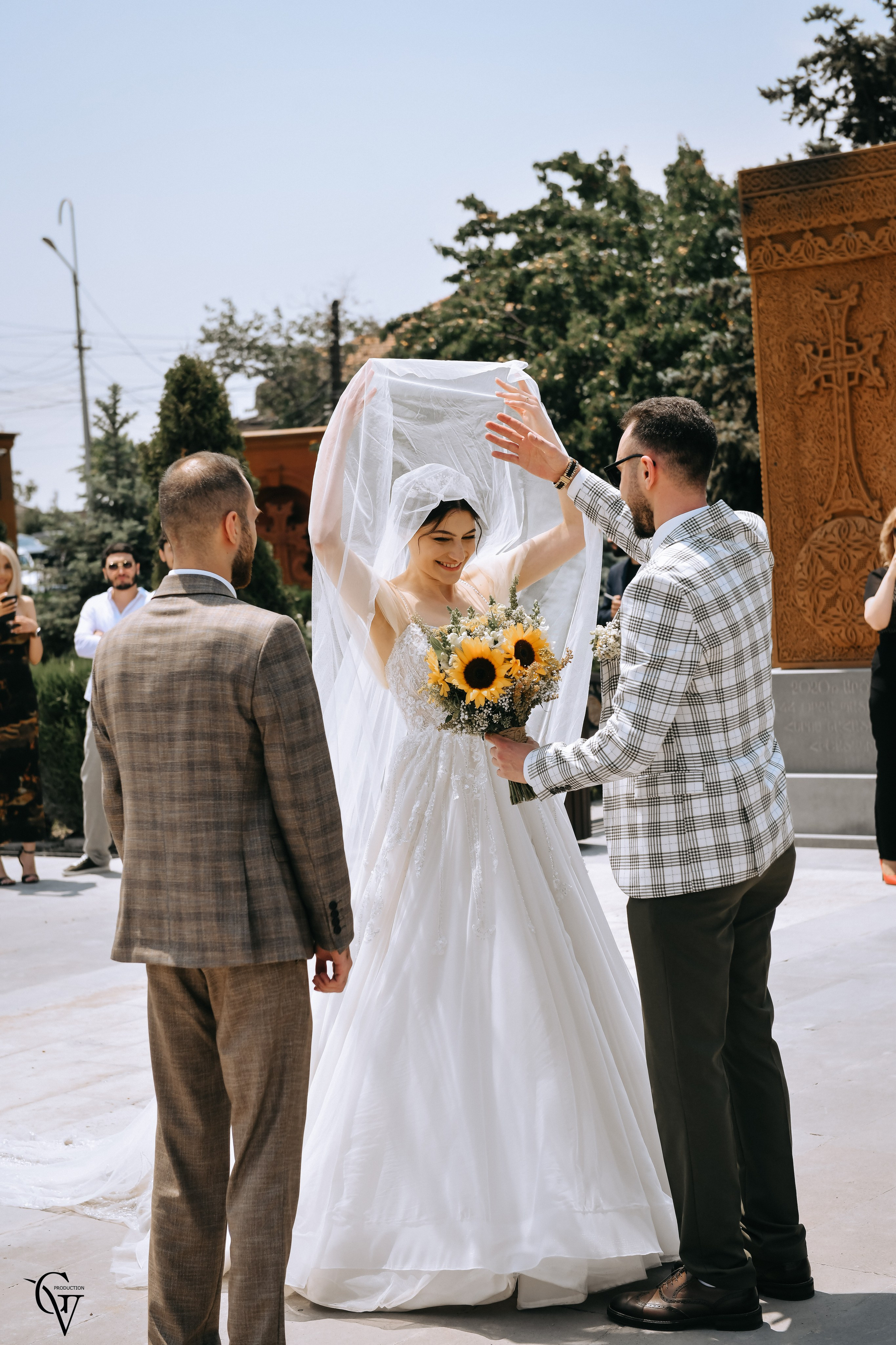 Vahe & Irma. Wedding photos and video shooting in Armenia and all over the world!!! Photographer in Yerevan