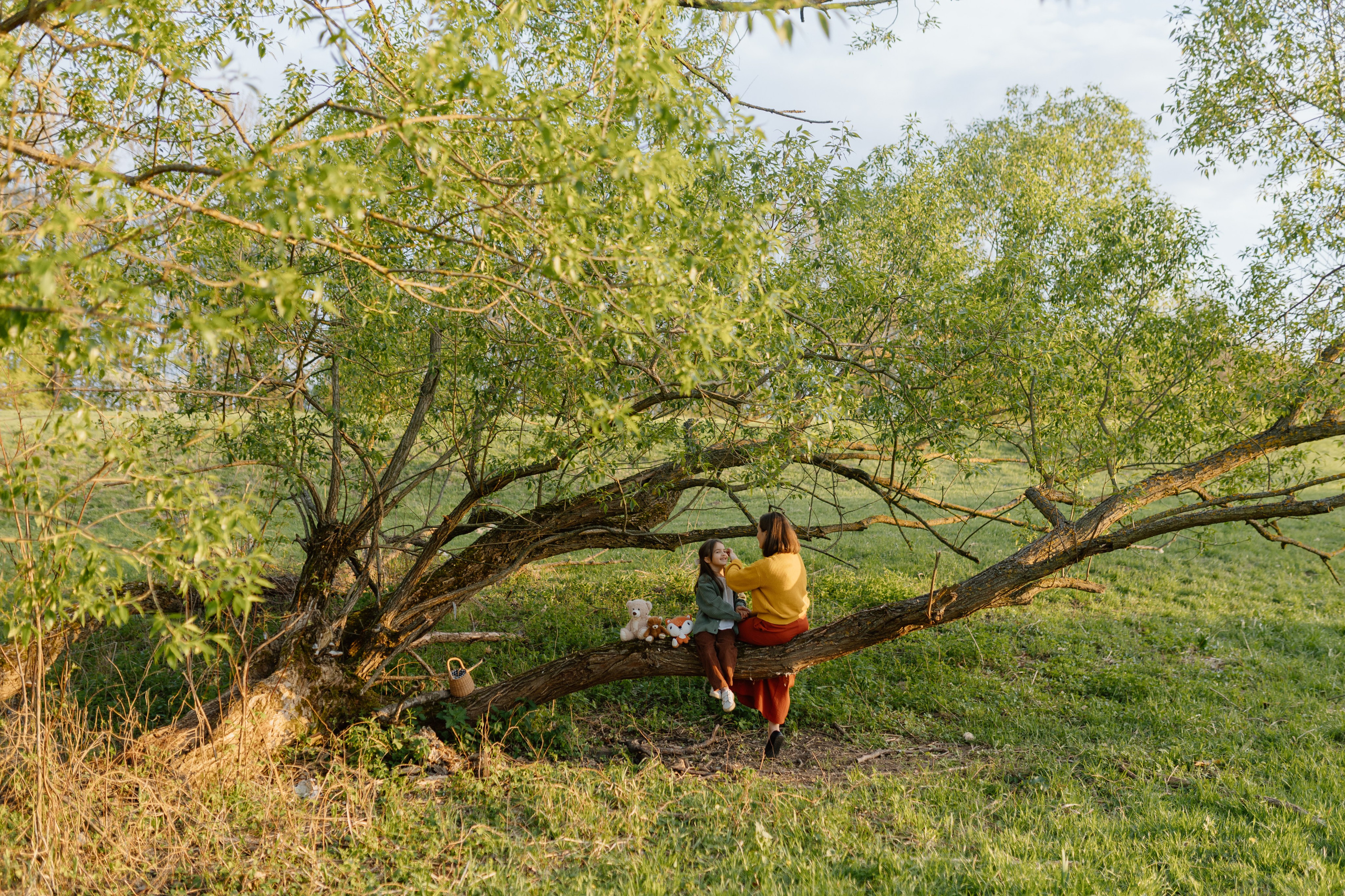 Cristina & Elena — Family. Main