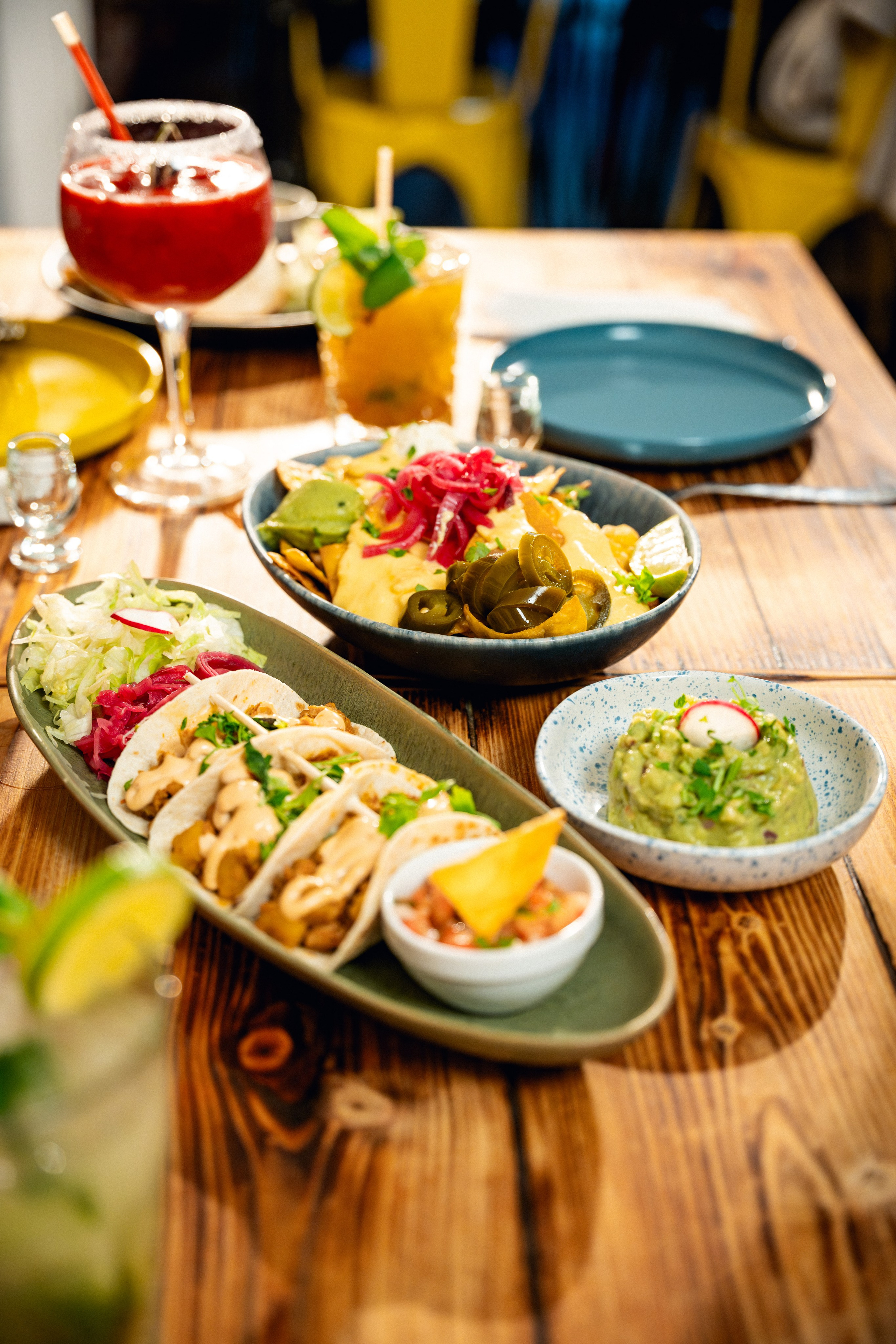 RESTAURANTES — GUAKA FARO. Forma Studios