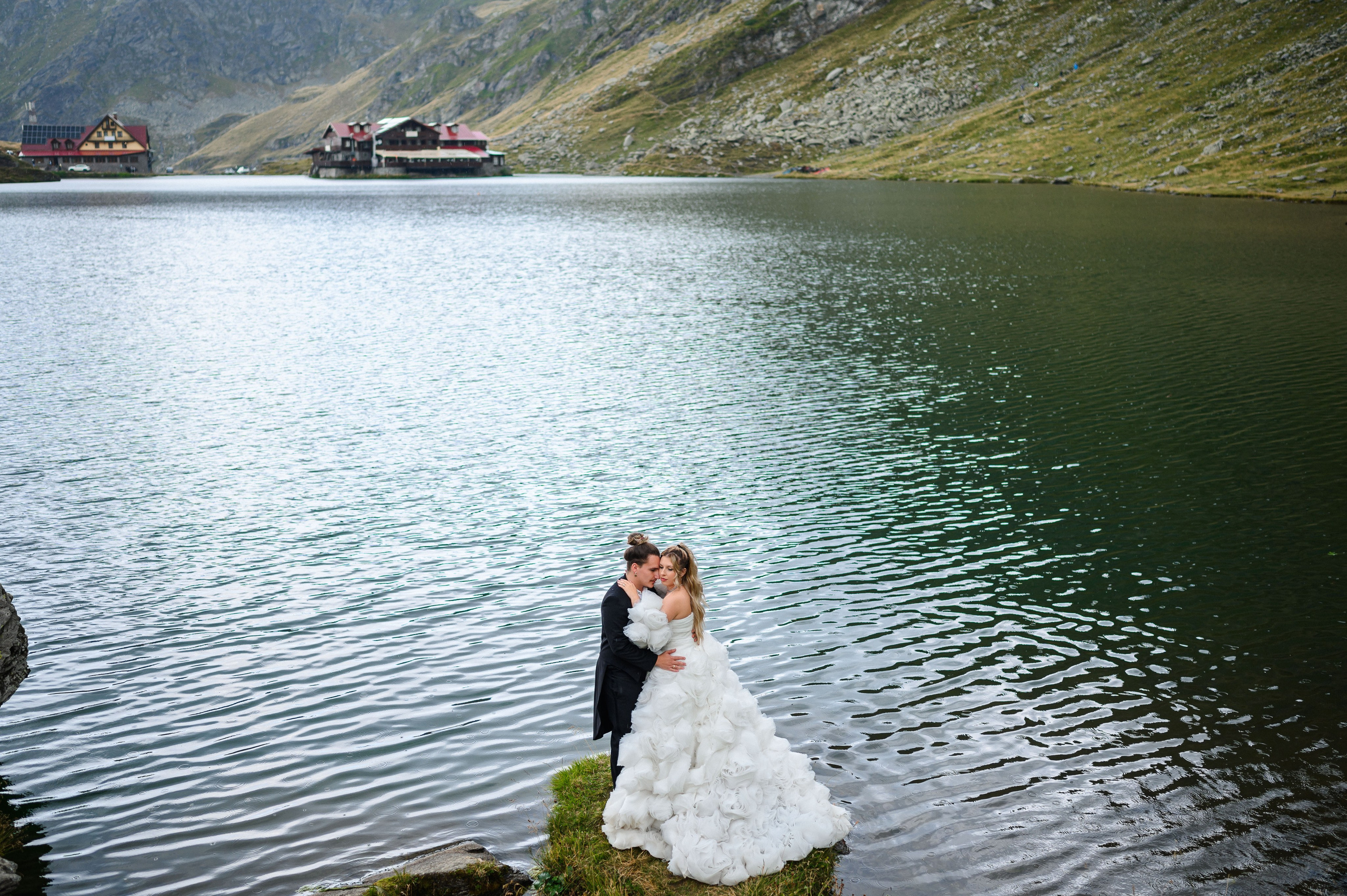 Octavian & Antonia | Trash The Dress. Erik Bagy | Fotograf de Nuntă