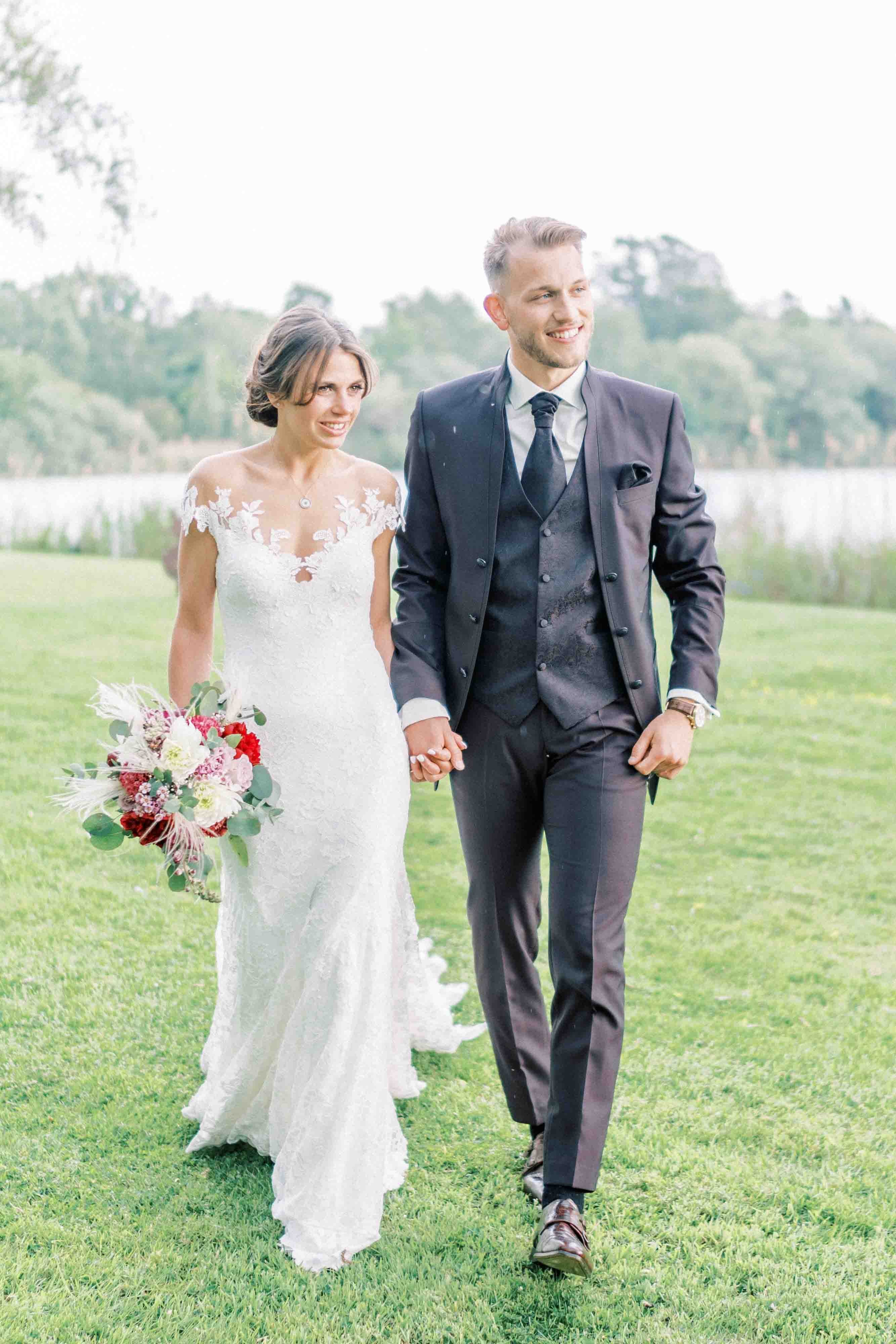 brautpaar bei hochzeit am landhaus am see garbsen
