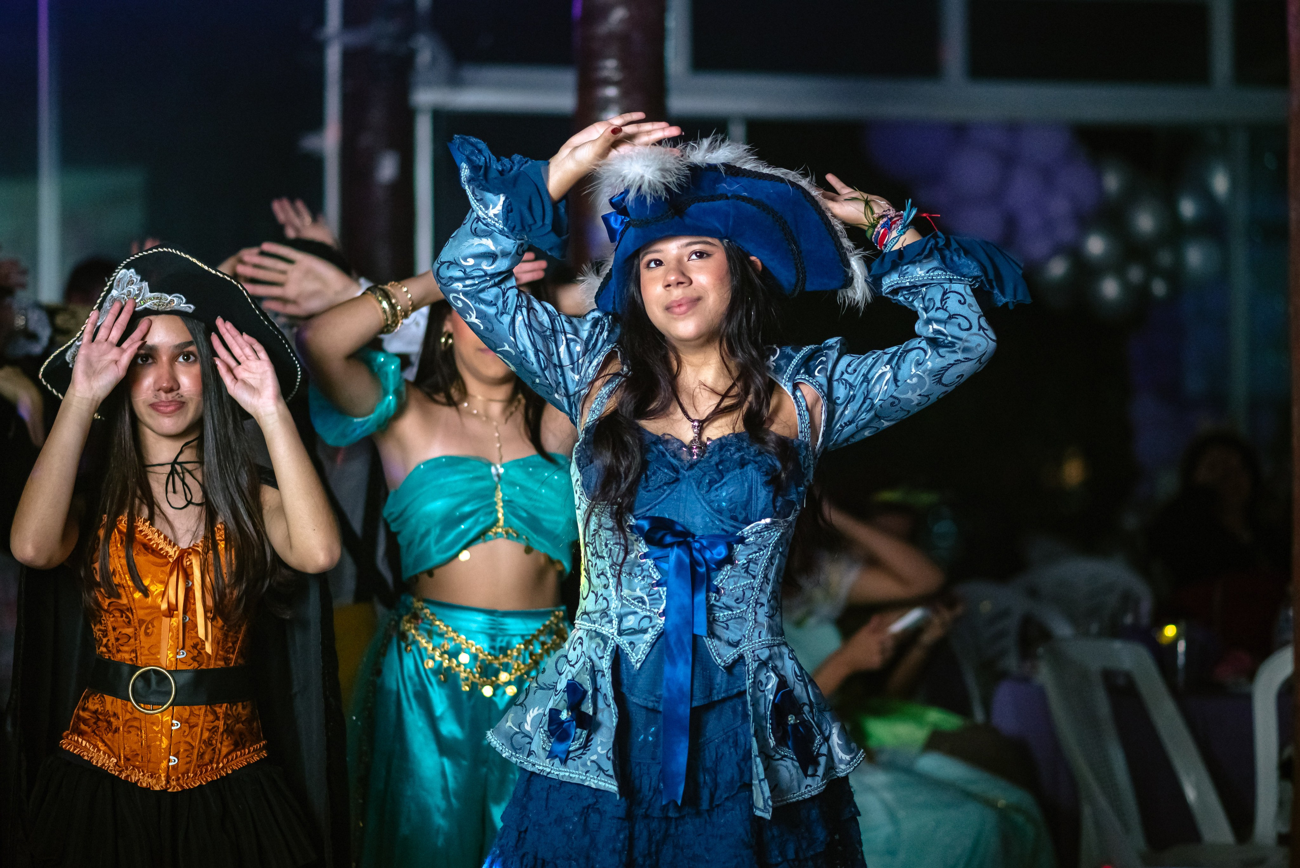 Sofia 15 anos. Wedding photographer Ana Koshi
