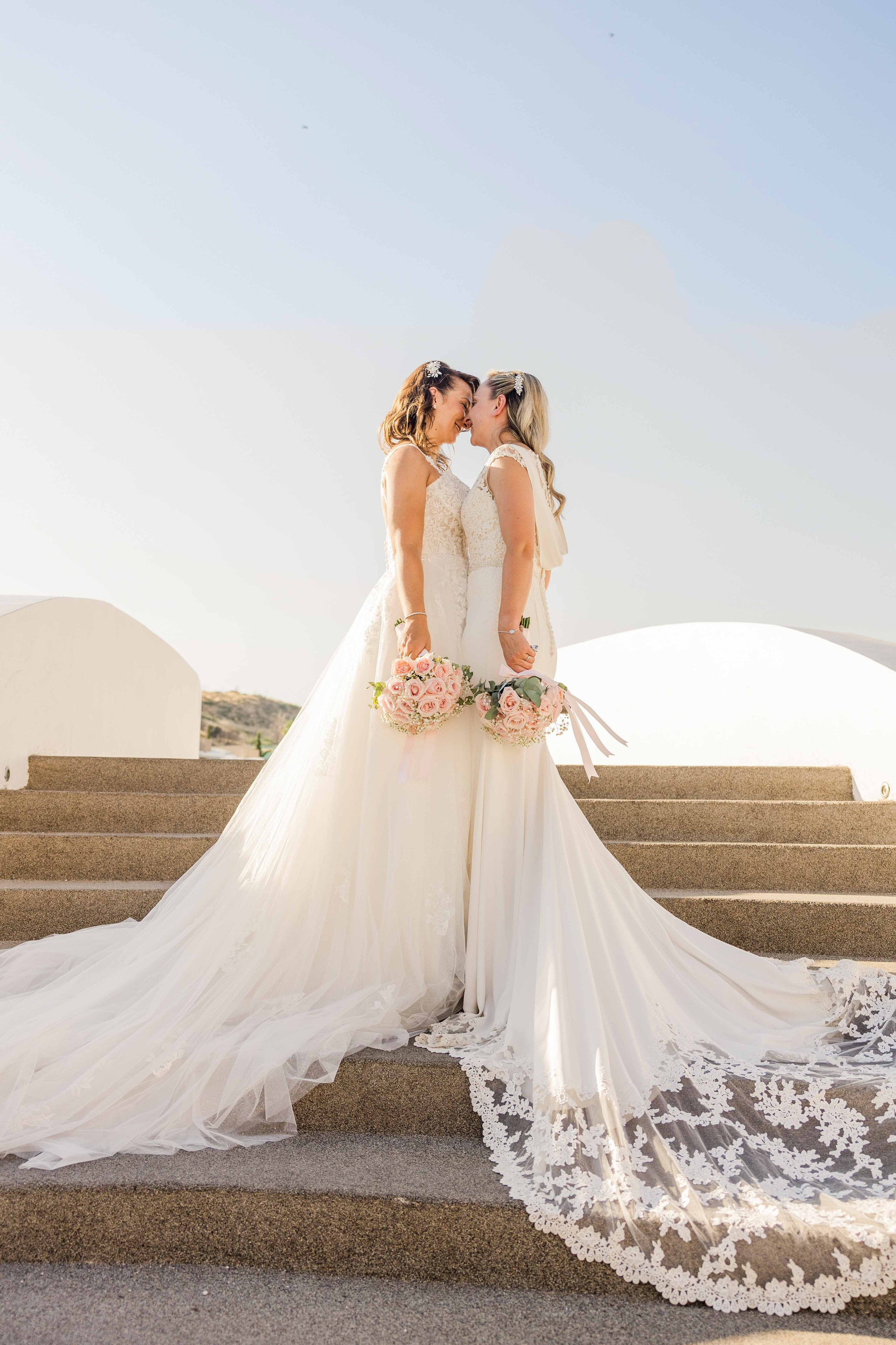 | Carly & Eimer |. Photography in Rhodes