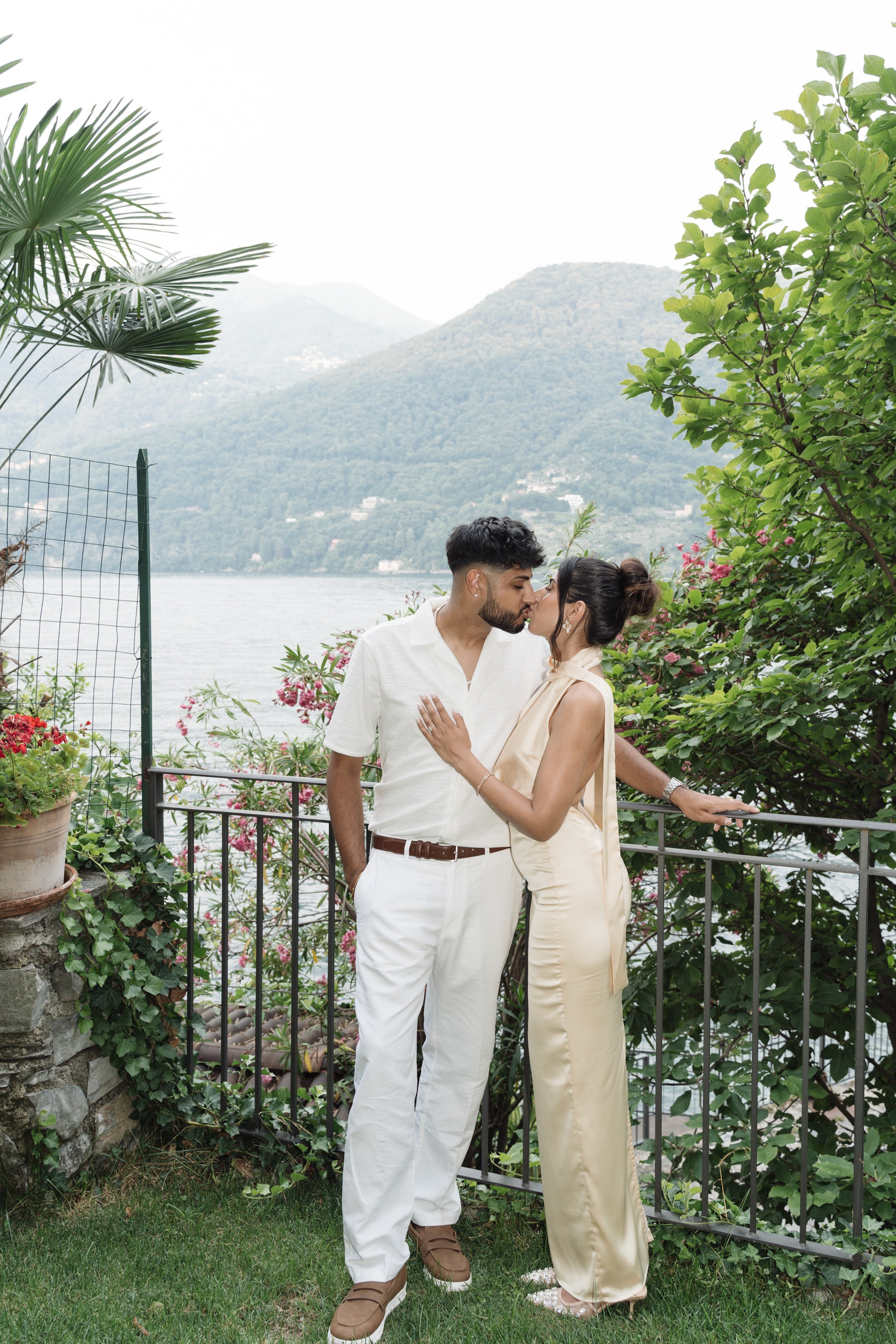 Lake Como Romantic Proposal. Lake Como Proposal Photographer | Surprise Proposals & Engagements