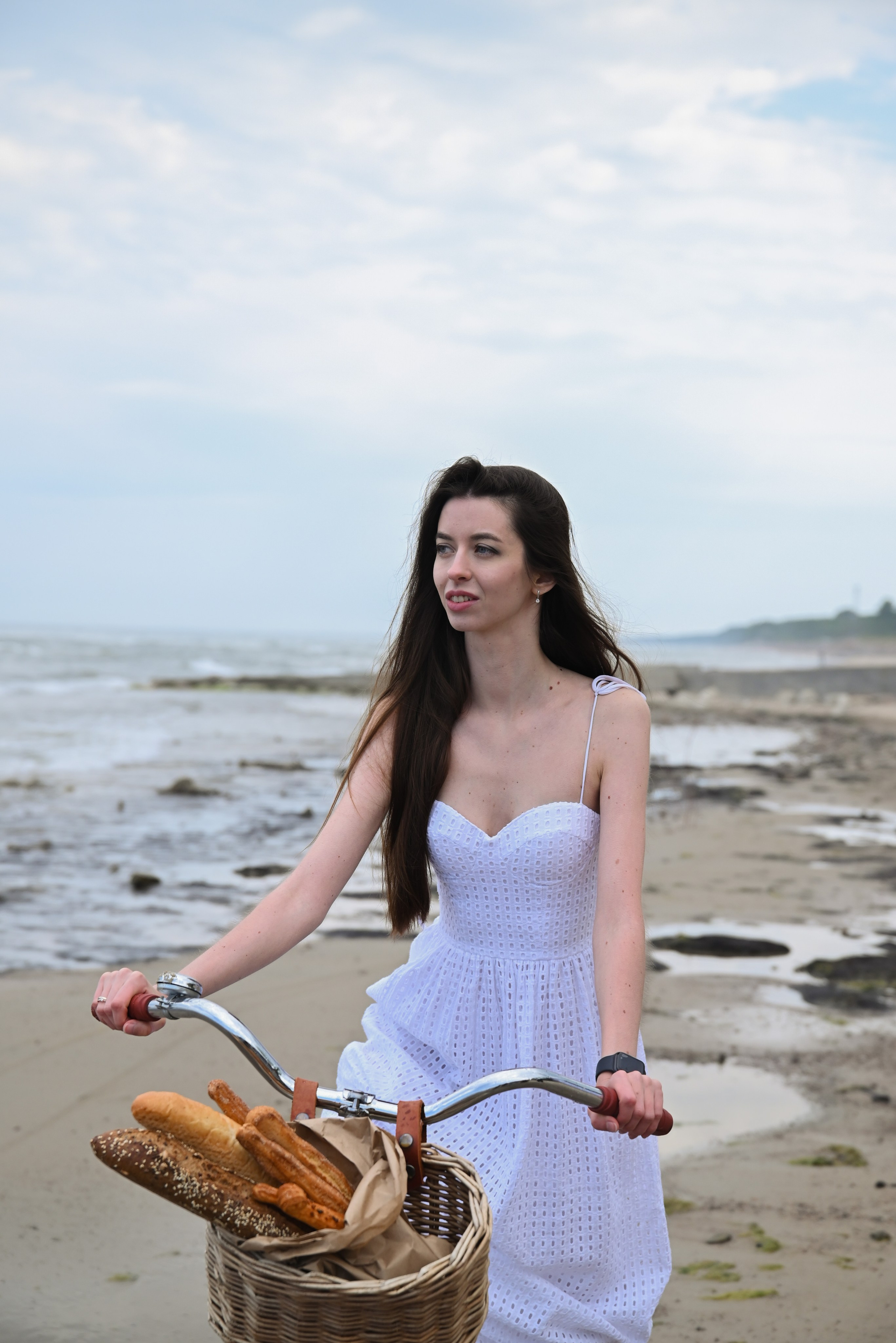 Love photography story on the riva of the see