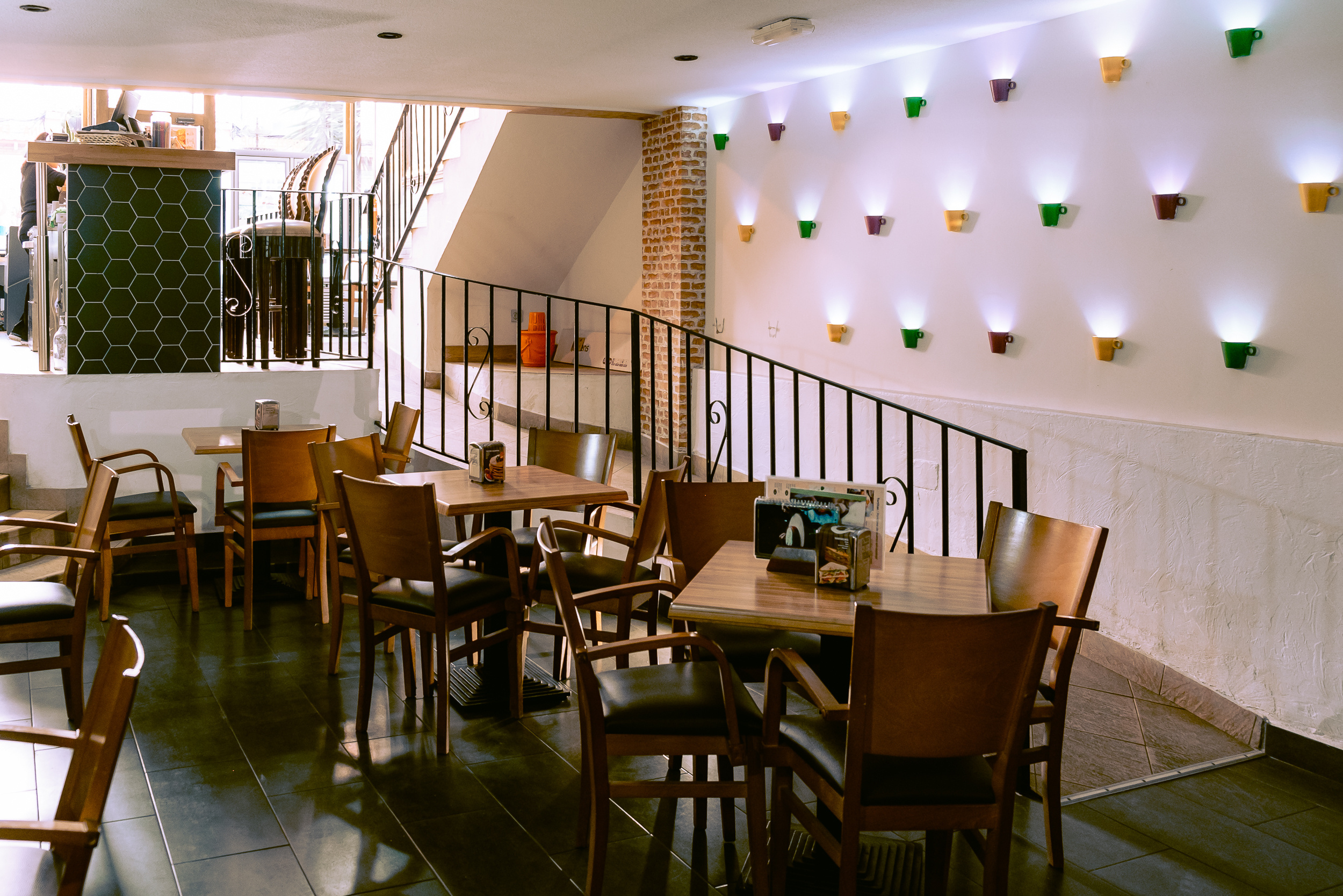 Интерьерная съемка кафе в Испании