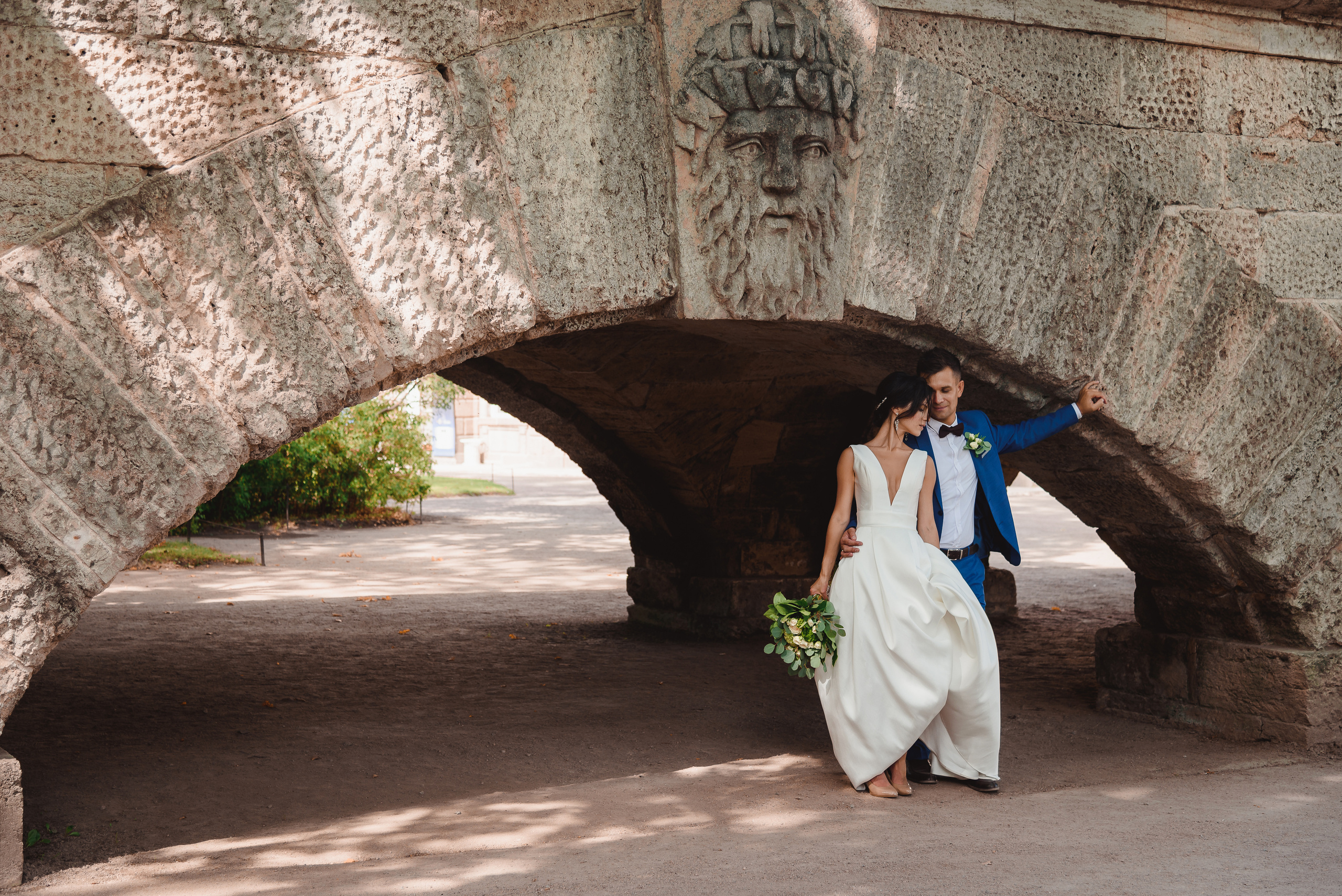 Свадебная фотосессия love story молодоженов