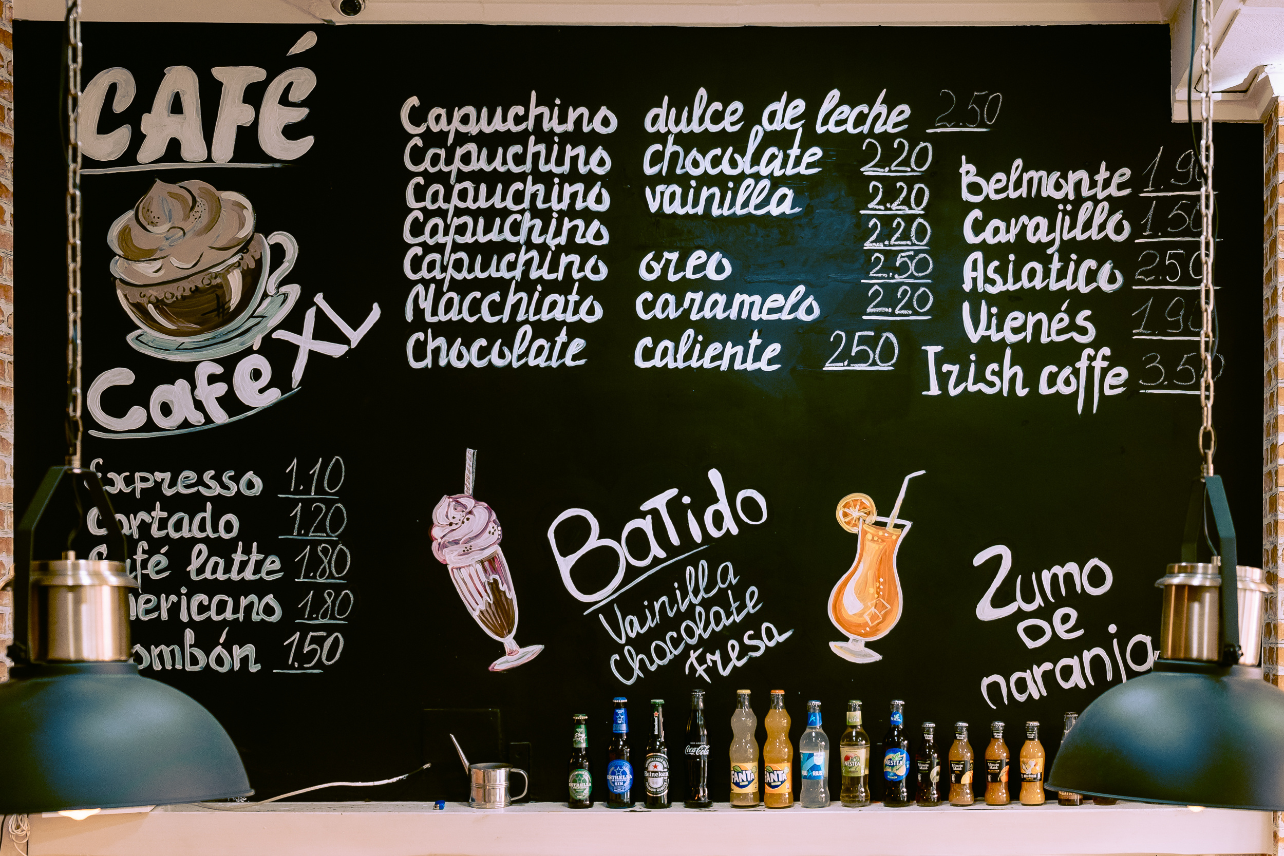 Интерьерная съемка кафе в Испании