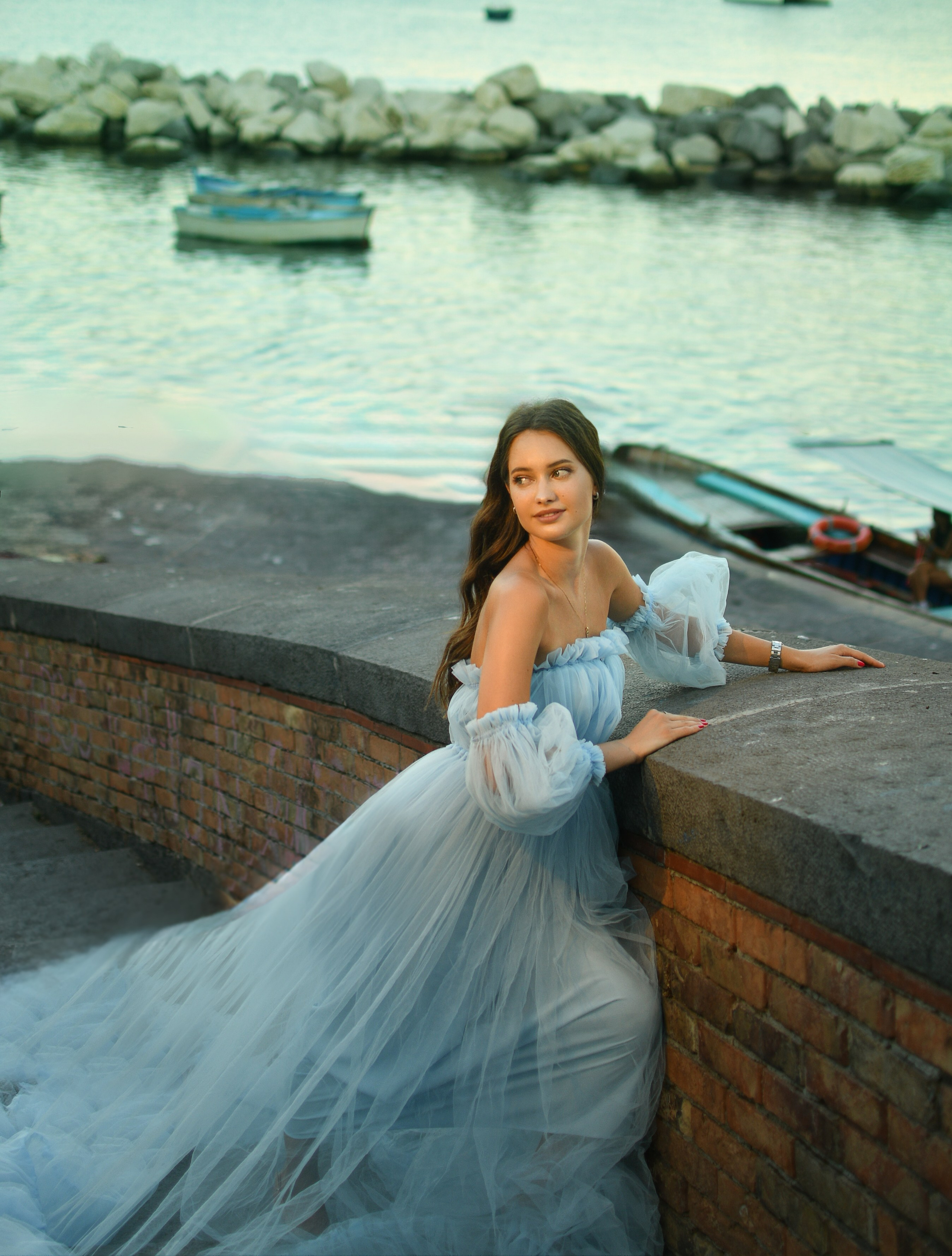 Photoshoot in tulle dresses. Фотограф в Неаполе