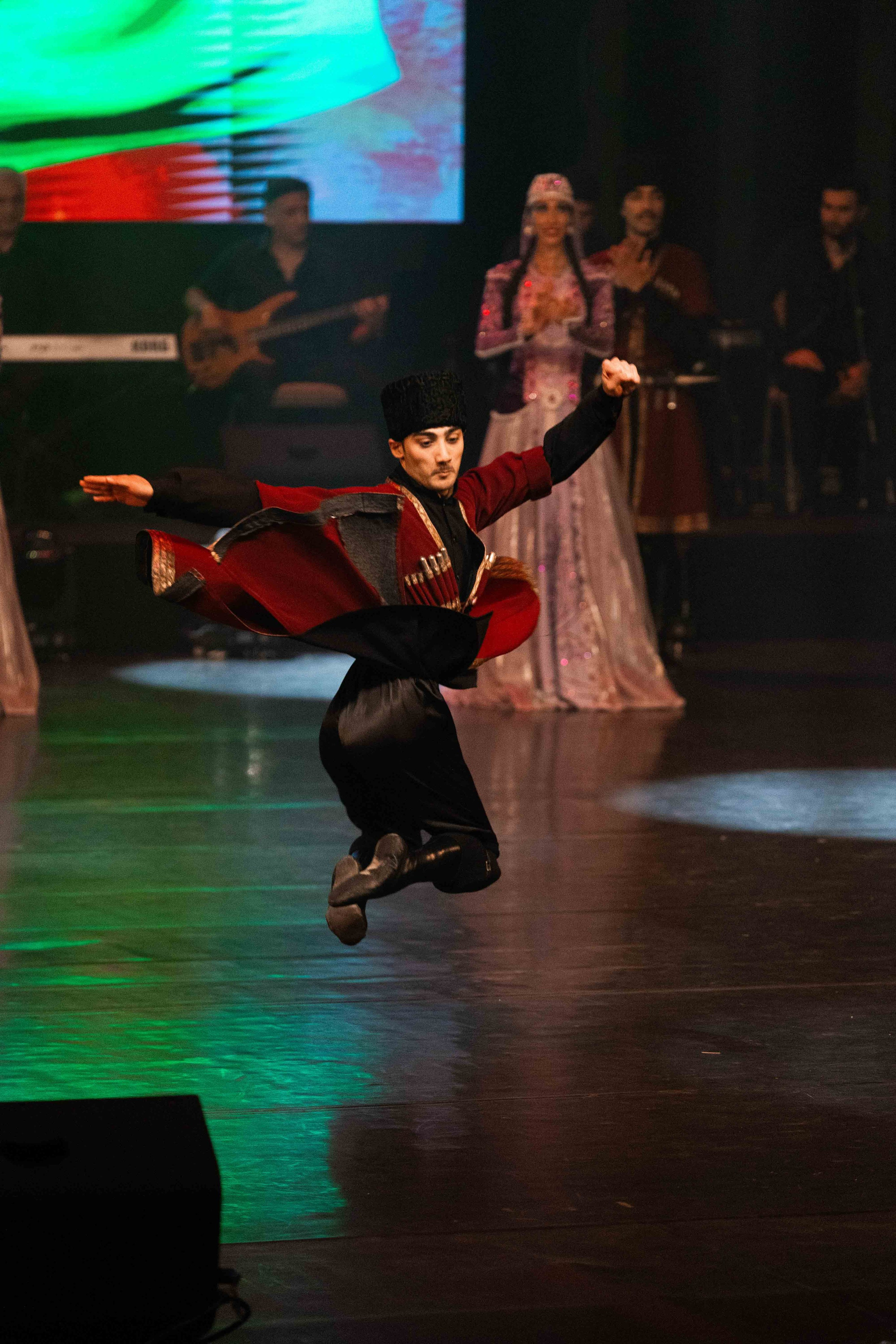 STATE DANCE ENSEMBLE. Wedding&Event photographer Ismail Rzayev in Baku