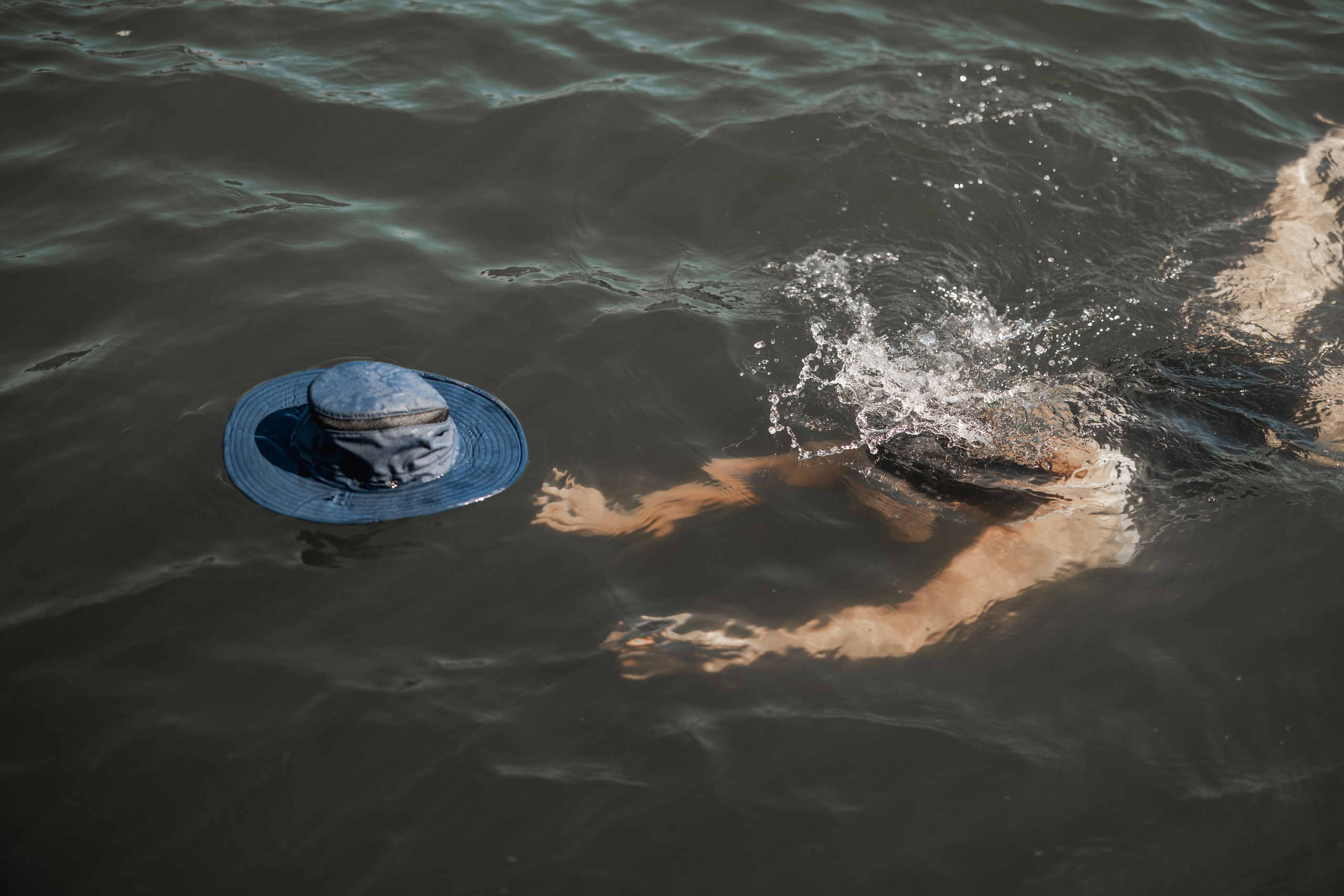 Green Duck Society — House Boats Mandura (Hats photoshoot)