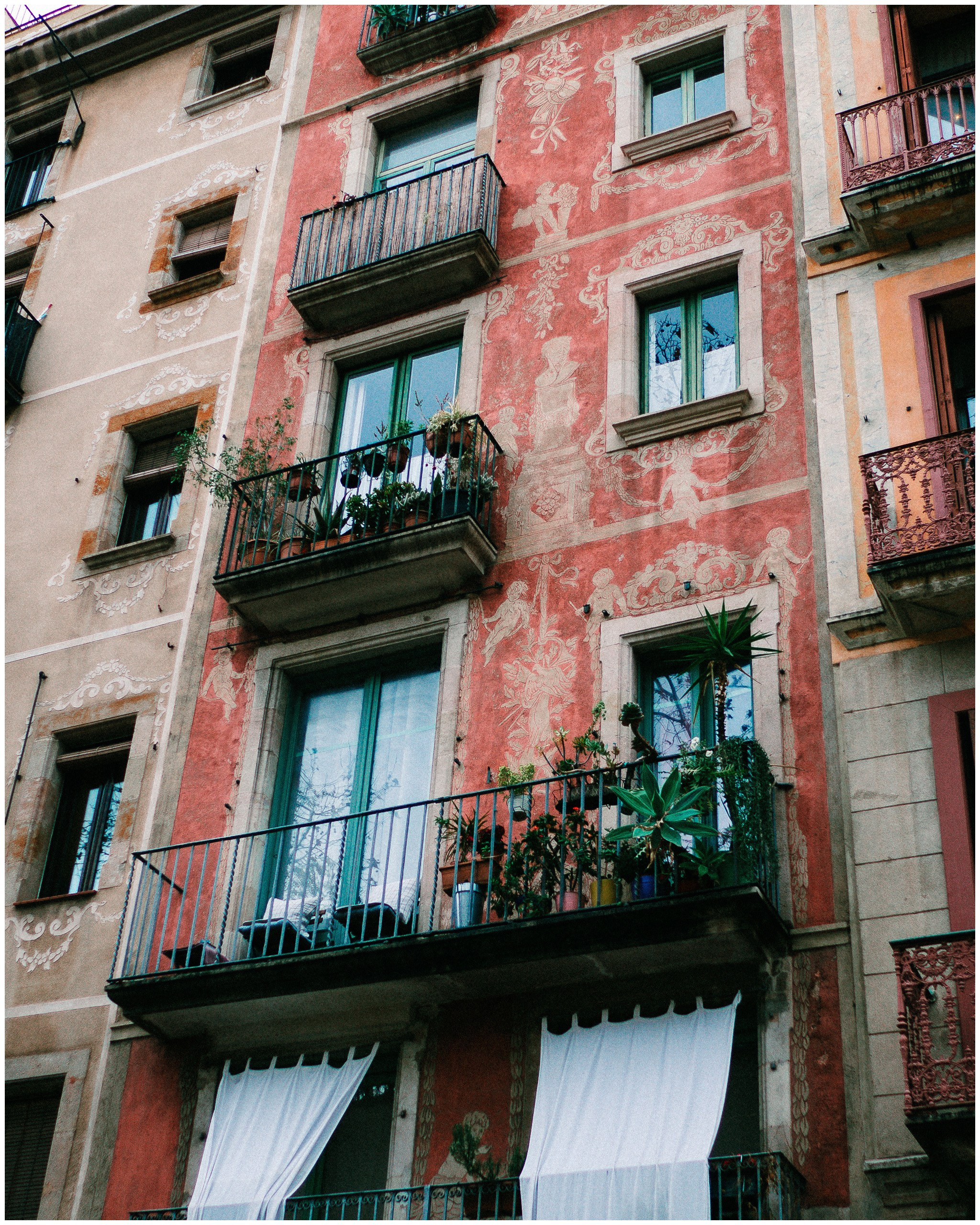 BARCELONA. Inna Mendelson — Photographer