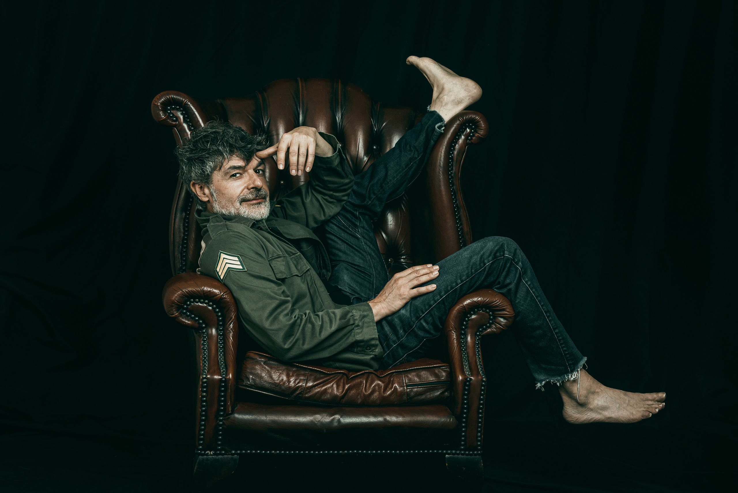 Nacho Guerreros. Студийная фотосессия для испанского актера