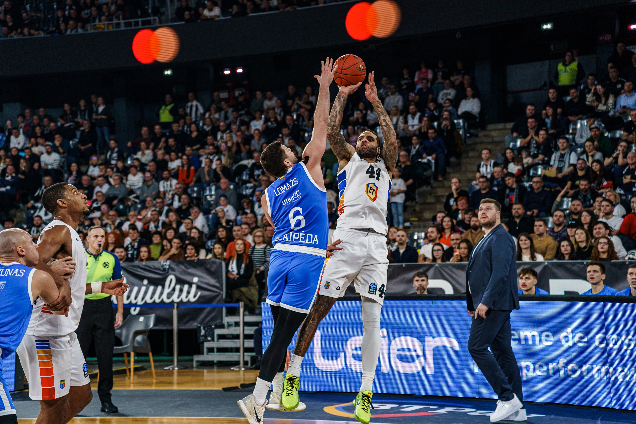 BASCHET. Alecsandru Braicu — Fotograf Sportiv