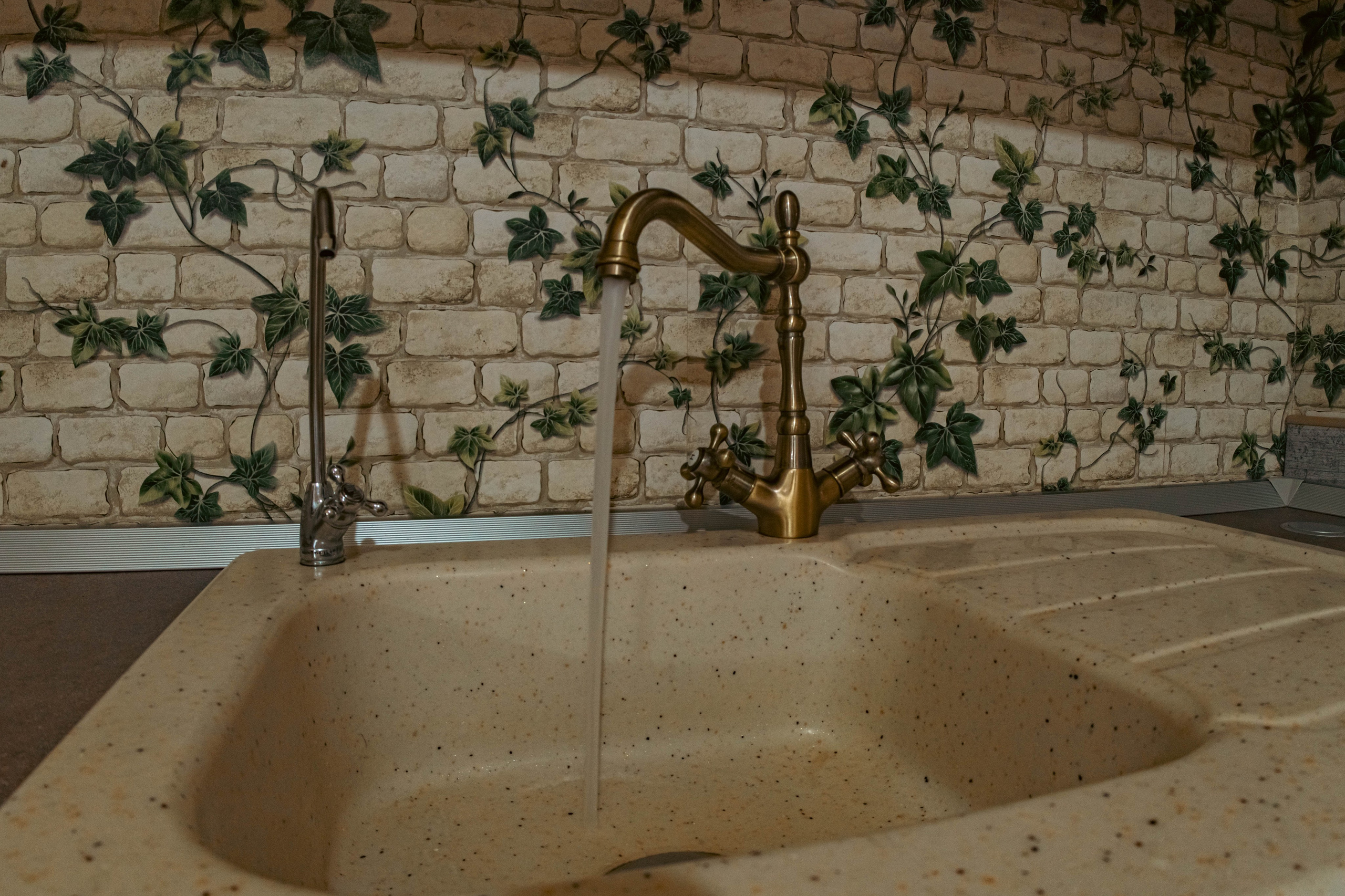 REAL ESTATE. Alecsandru Braicu — Sports Photographer