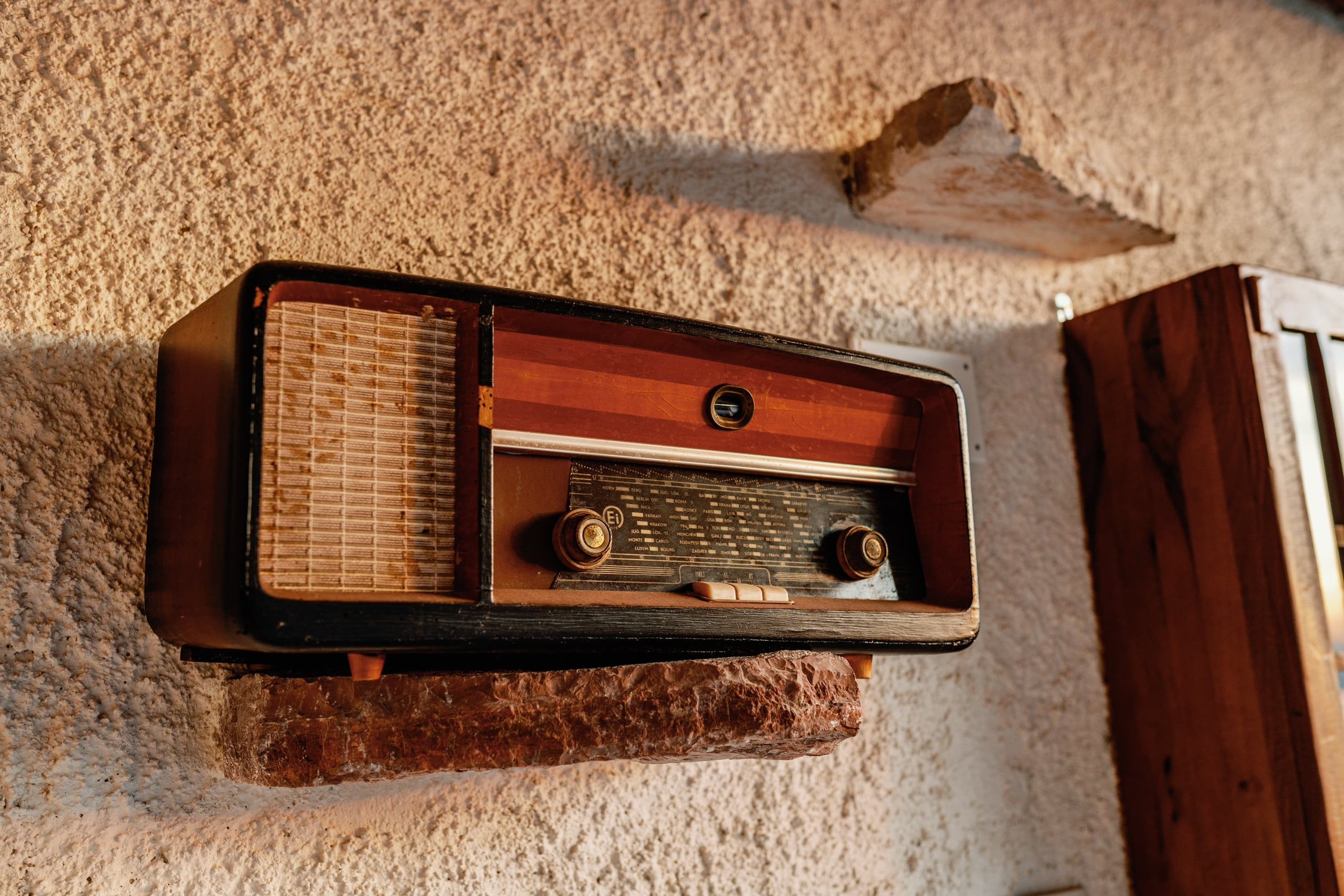 Real Estate Photography. Montenegro. EVAN ARISTOV WEDDING PHOTOGRAPHY — Seattle Wedding Photographer