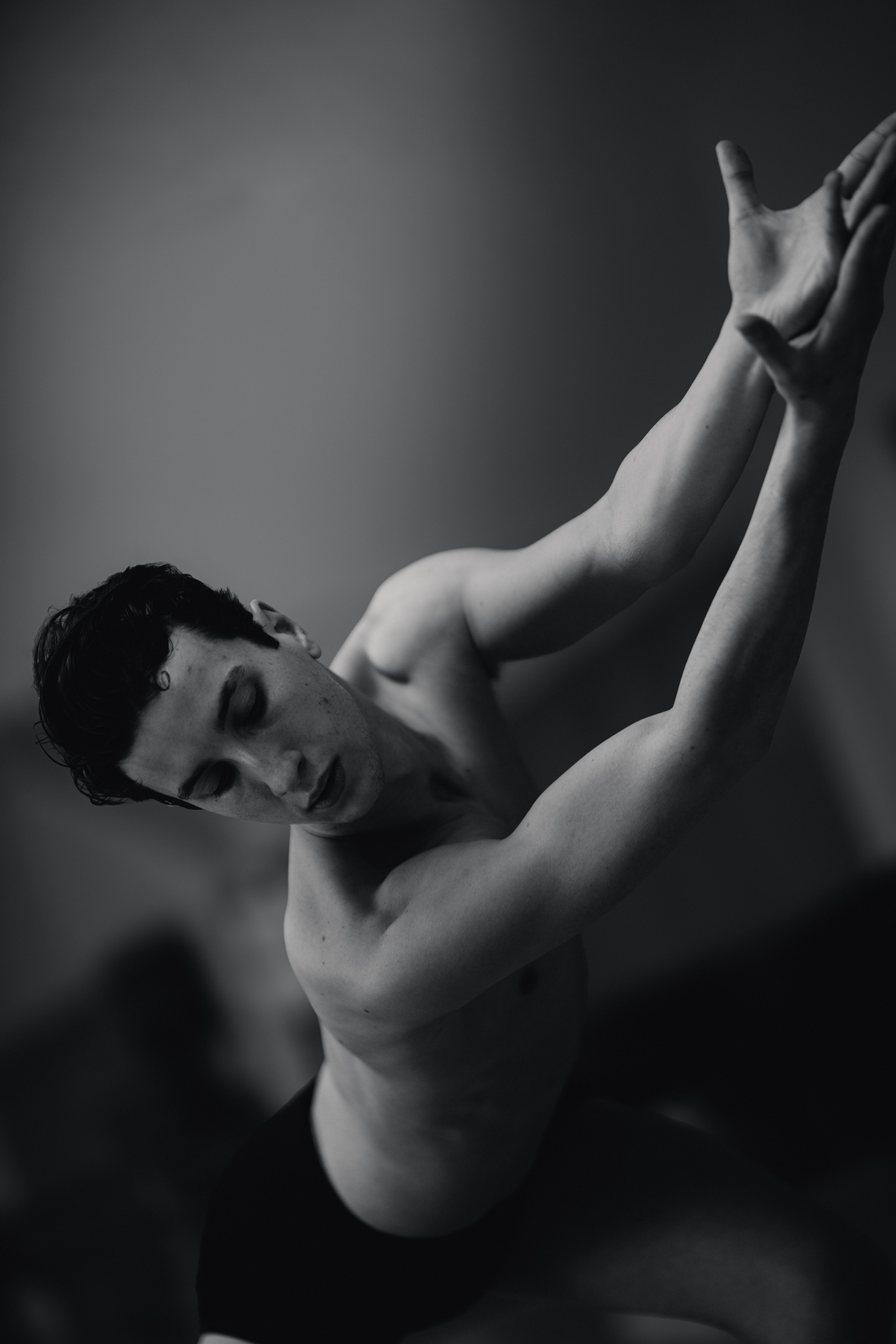 DANCERS. Victoria Olonen – Cinematic Portrait Artist | Helsinki & Europe