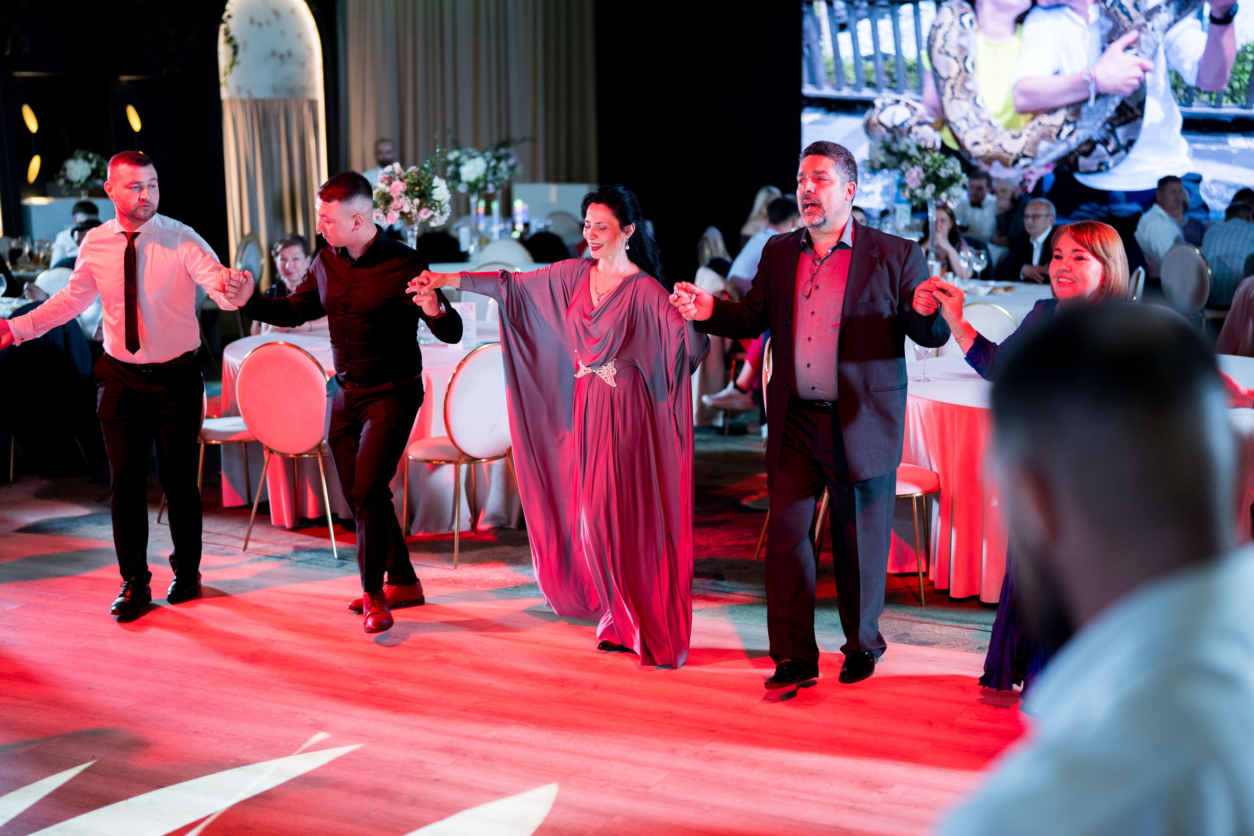 PARTY. Gabriel Florea — Fotograf nuntă București