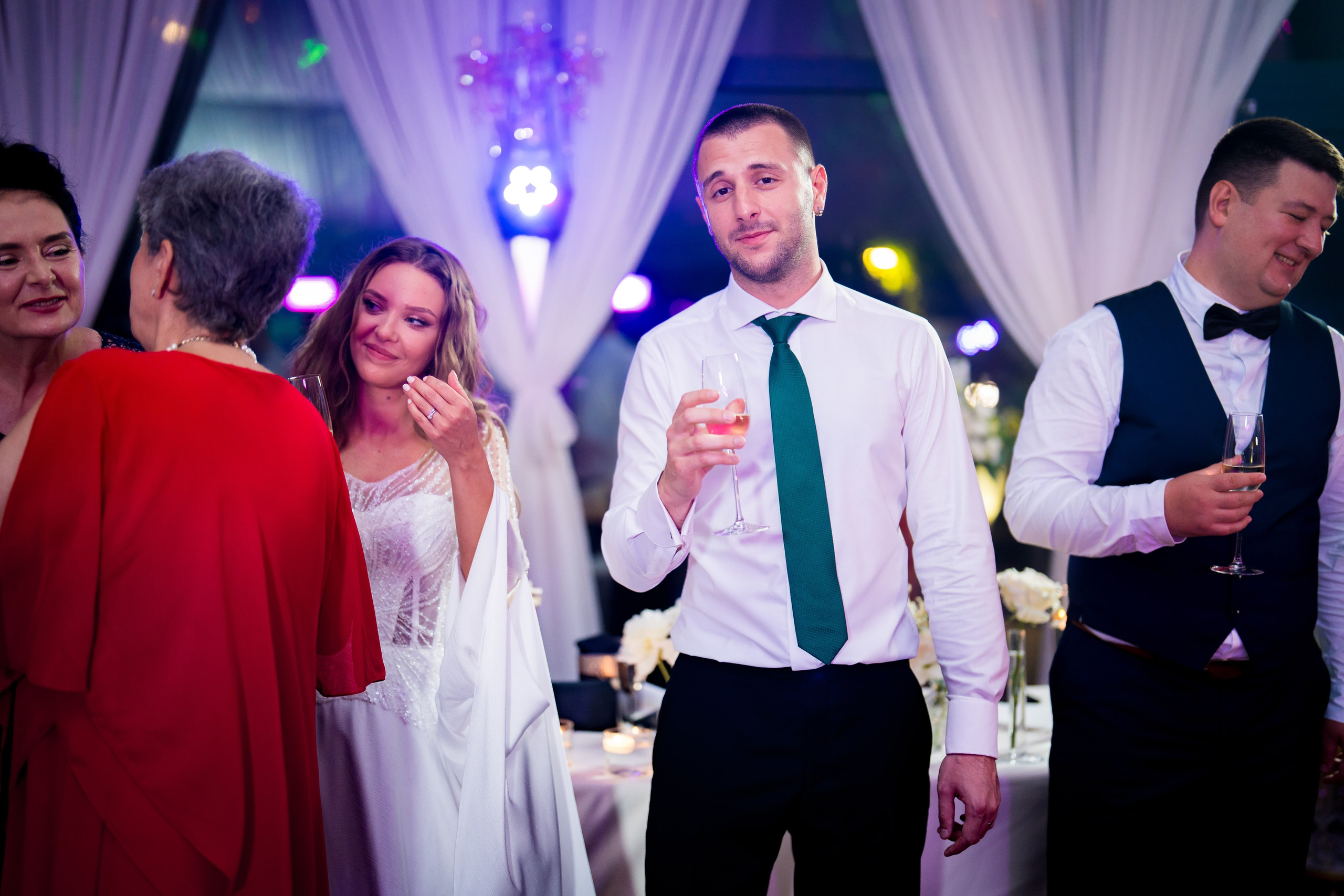 PARTY. Gabriel Florea — Fotograf nuntă București