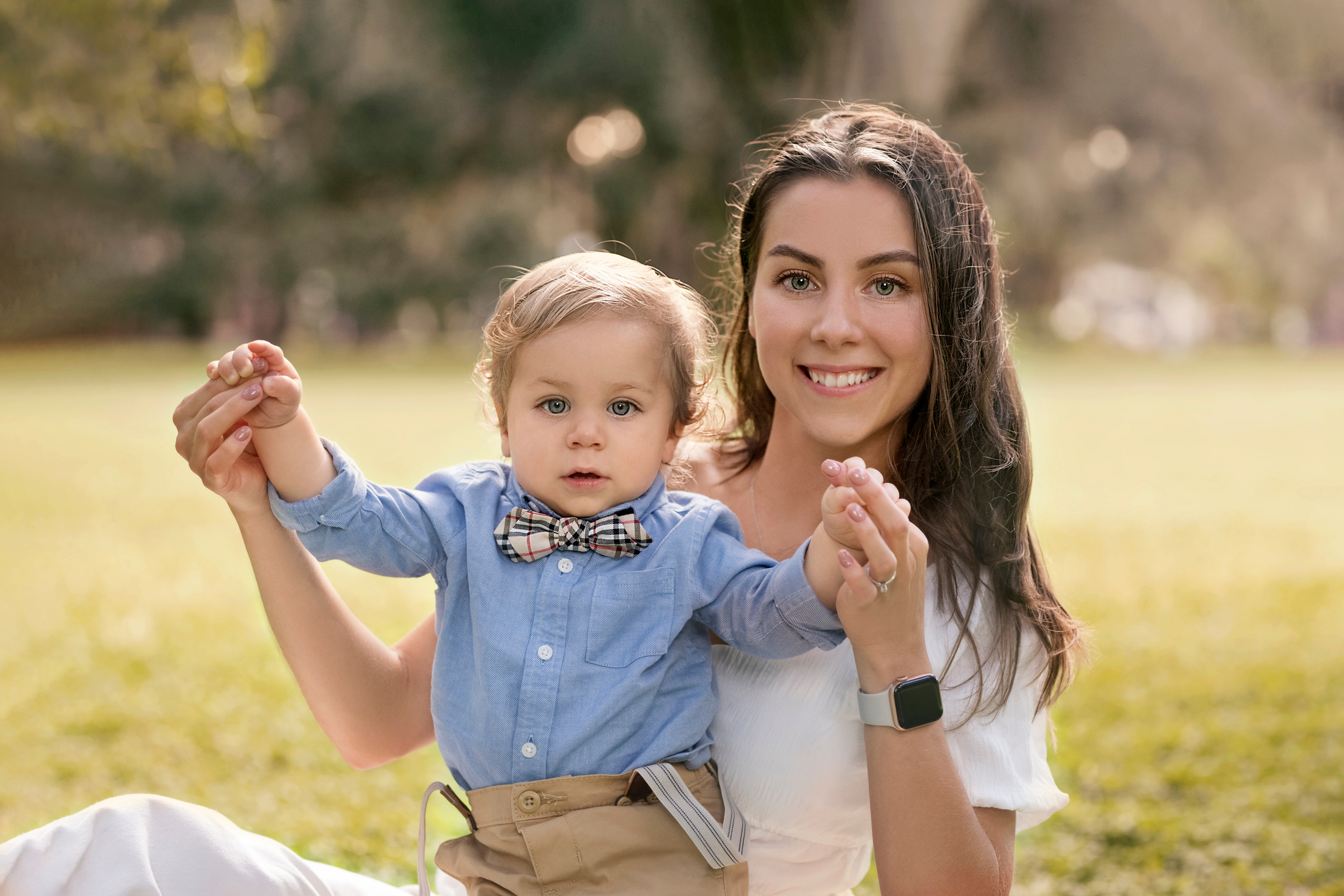 ONE YEAR. Portrait, kids and family photographer in Wesley Chapel Alina Alice Osipova