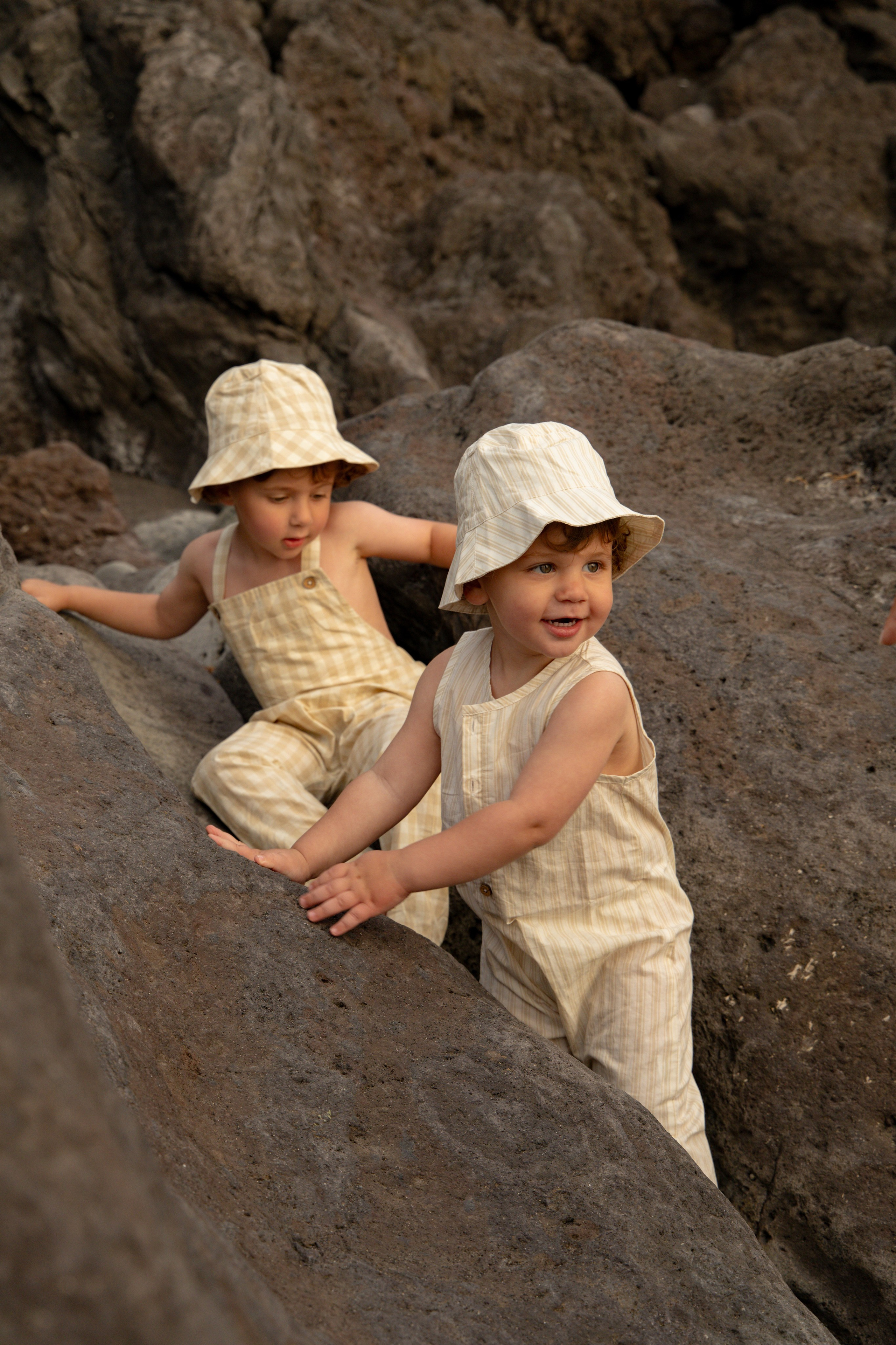 Jessica, Brian, Theo & Charlie. IRINA KALMYKOVA | PHOTOGRAPHER AZORES
