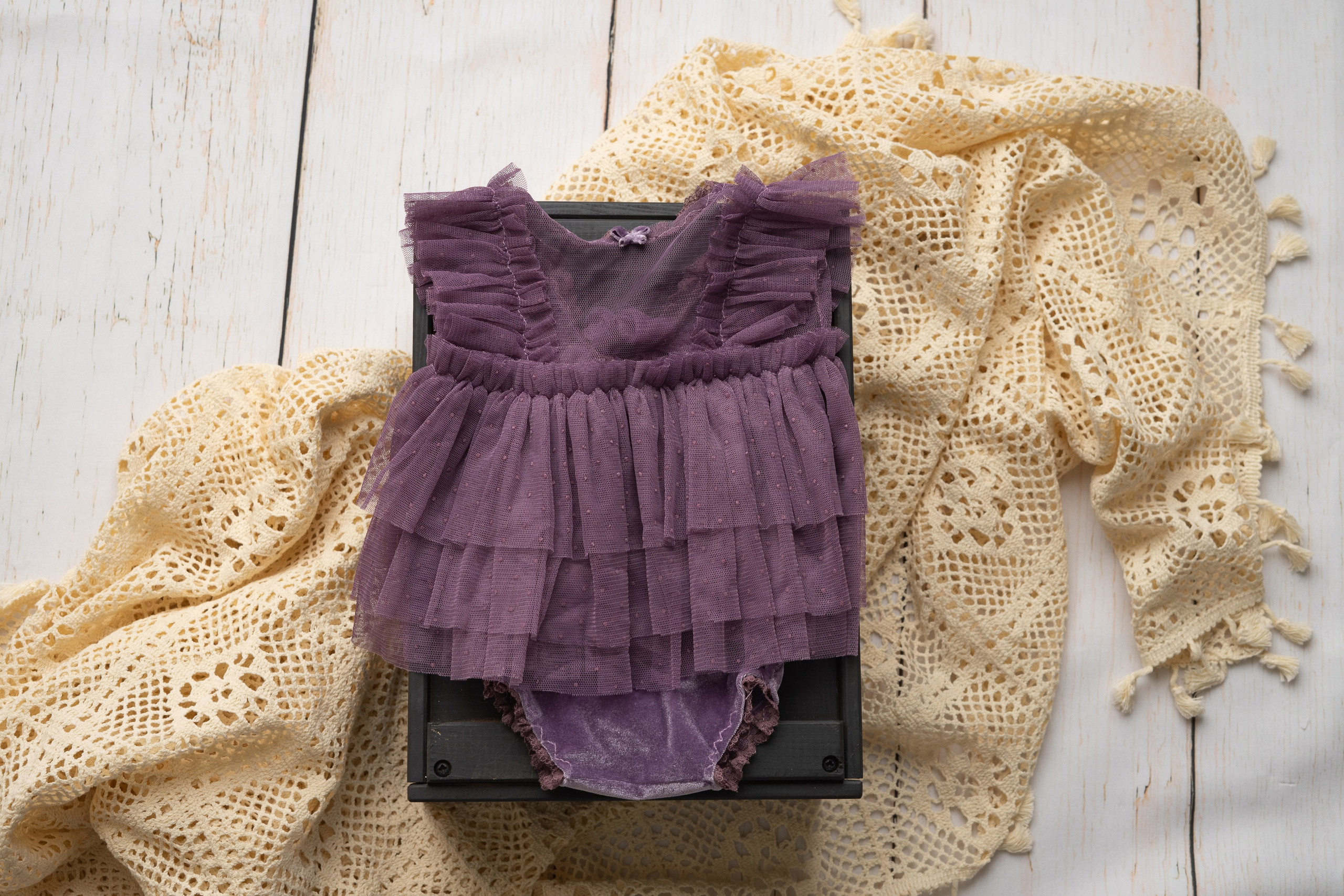 Outfits for Girls. Newborn Photographer and life casting in Dubai Dariya Saeed