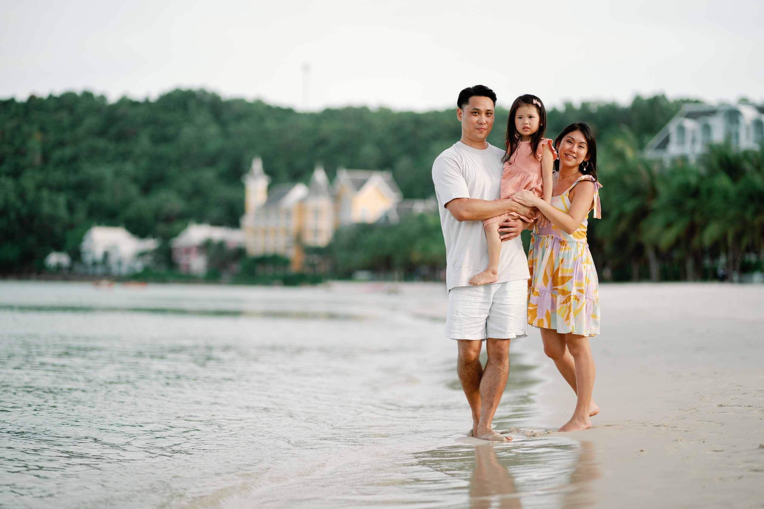 Family. Photographer Phu Quoc