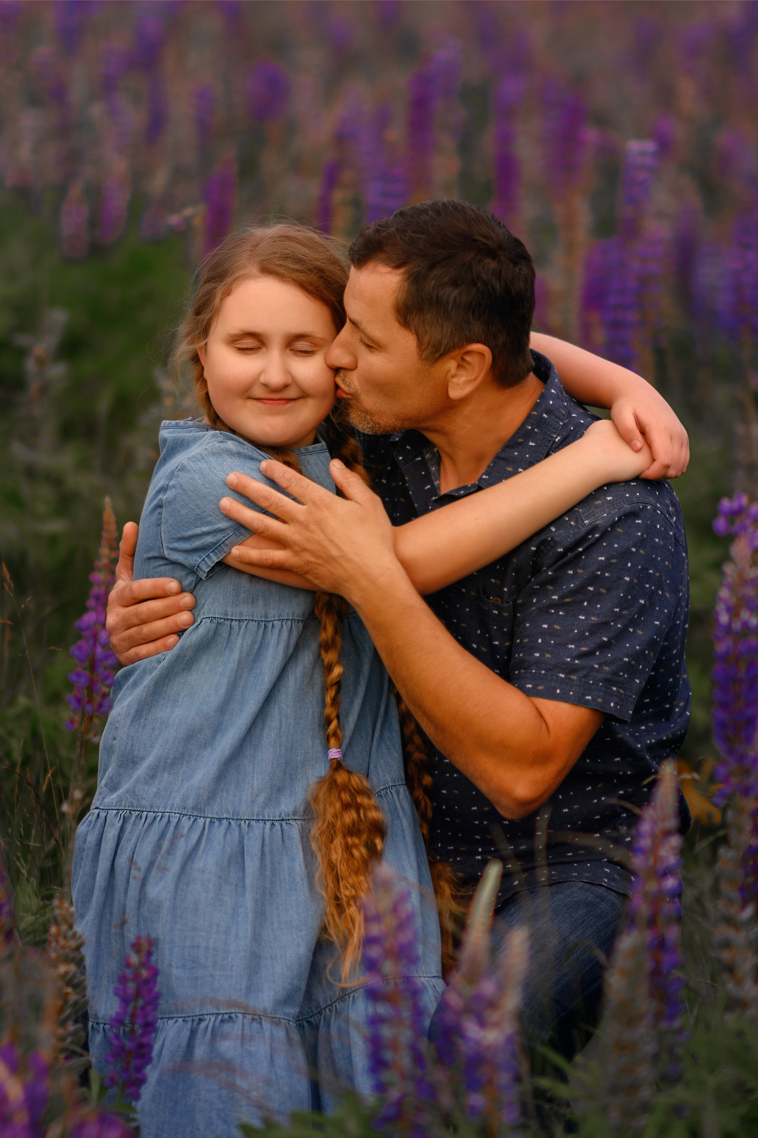 Field of lupines. Wedding & portrait photography in the Seattle Area. Helen Michelle photographer