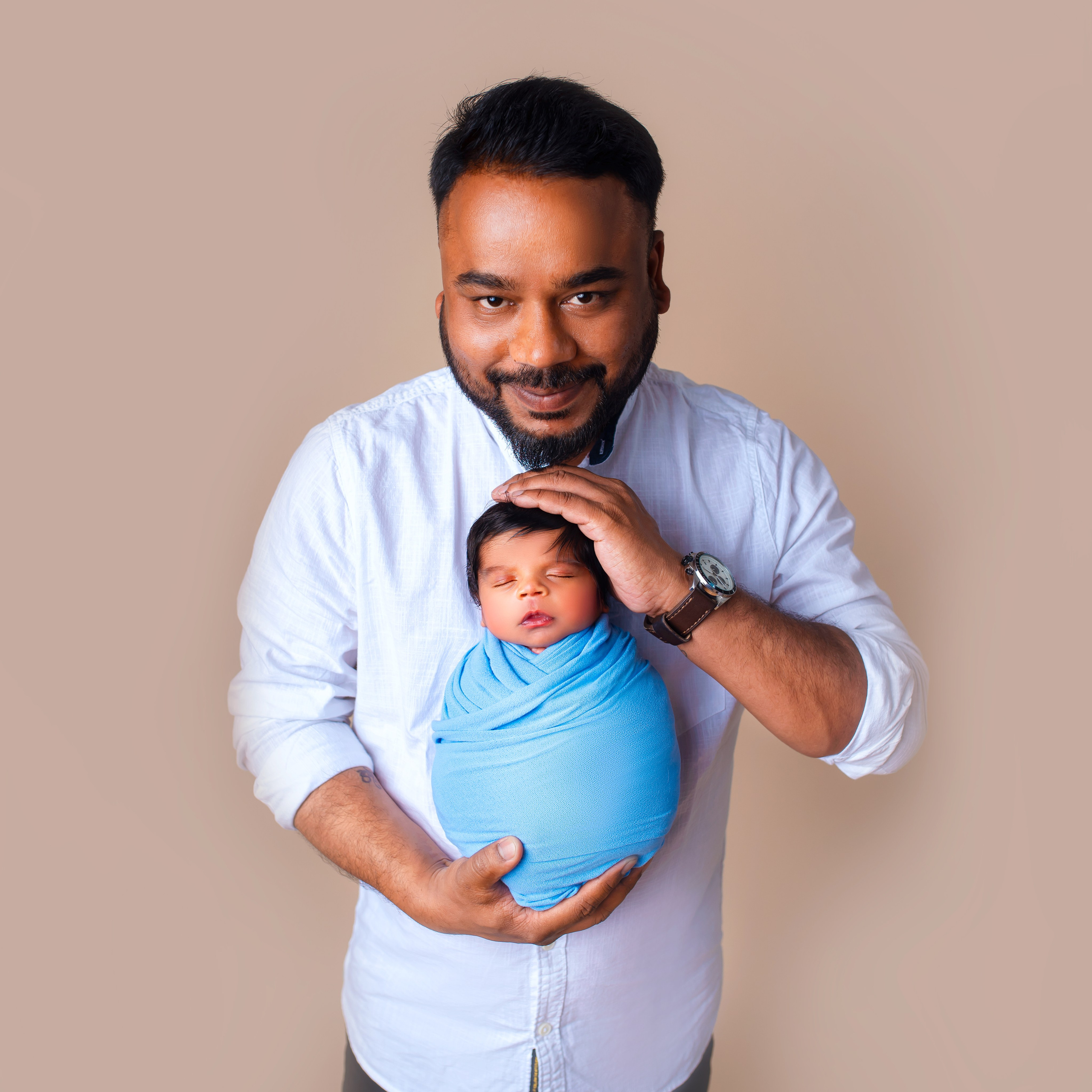 Family photoshoot. Newborn photographer and Photography Educator in Prague Yana Stelmakh