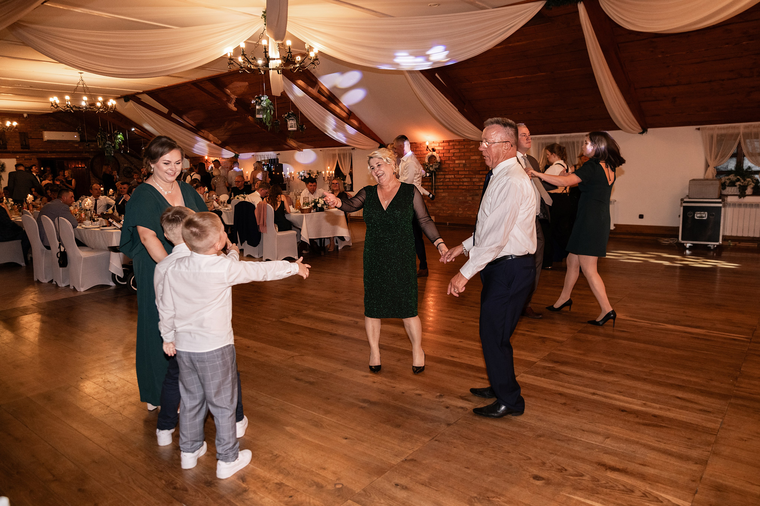 Karolina & Jarek. VideofotKA.pl