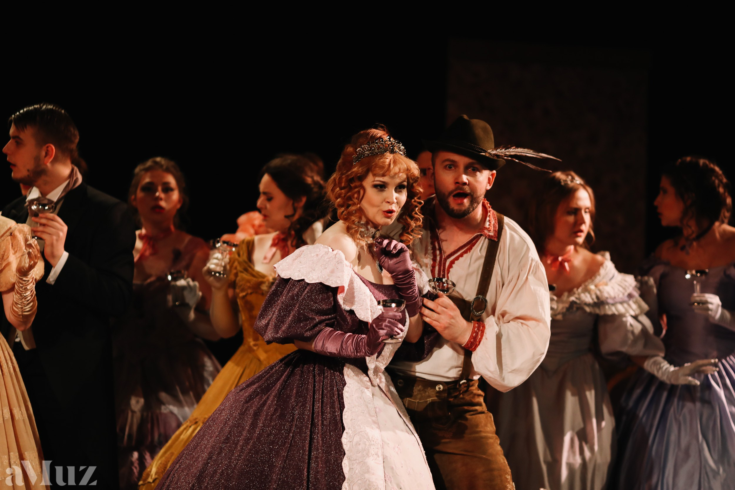 Opera Łąkowa. Fotograf Ślubny Warszawa - Sesje Biznesowe Rodzinne Eventy