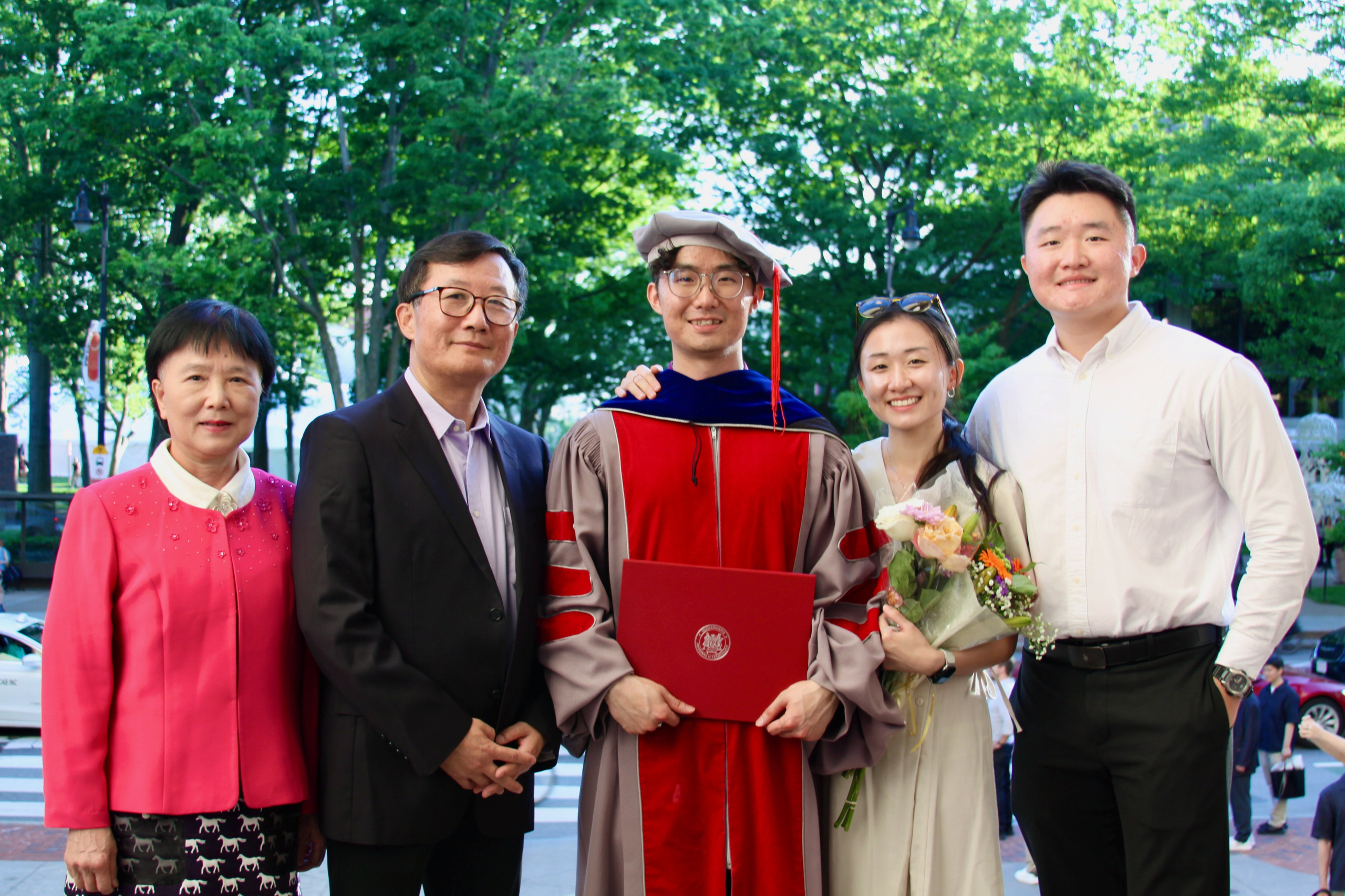 PhD graduation with Elton. Kelly Sang, graduation and portrait photographer in Boston