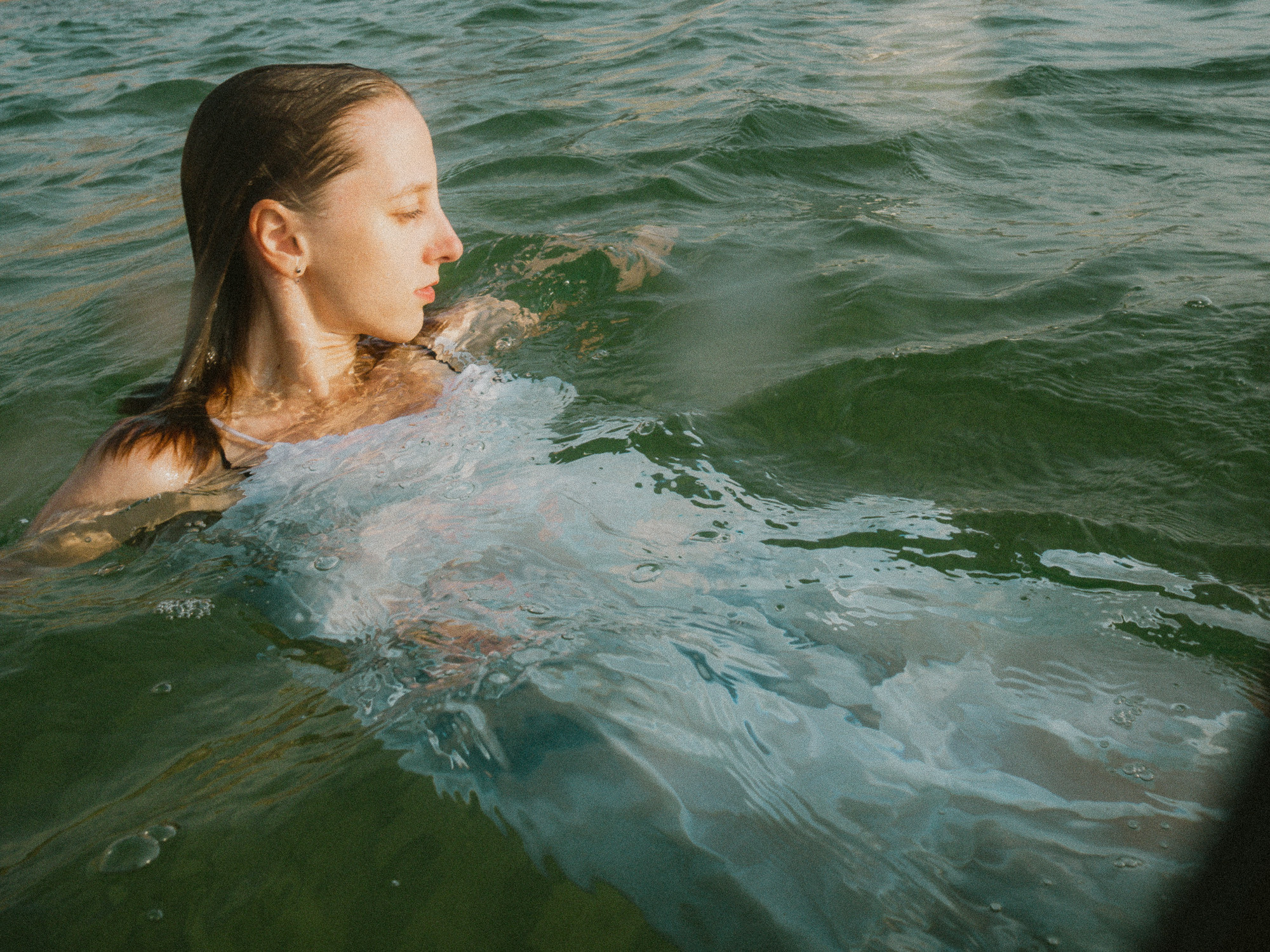 Регина. Film photographer