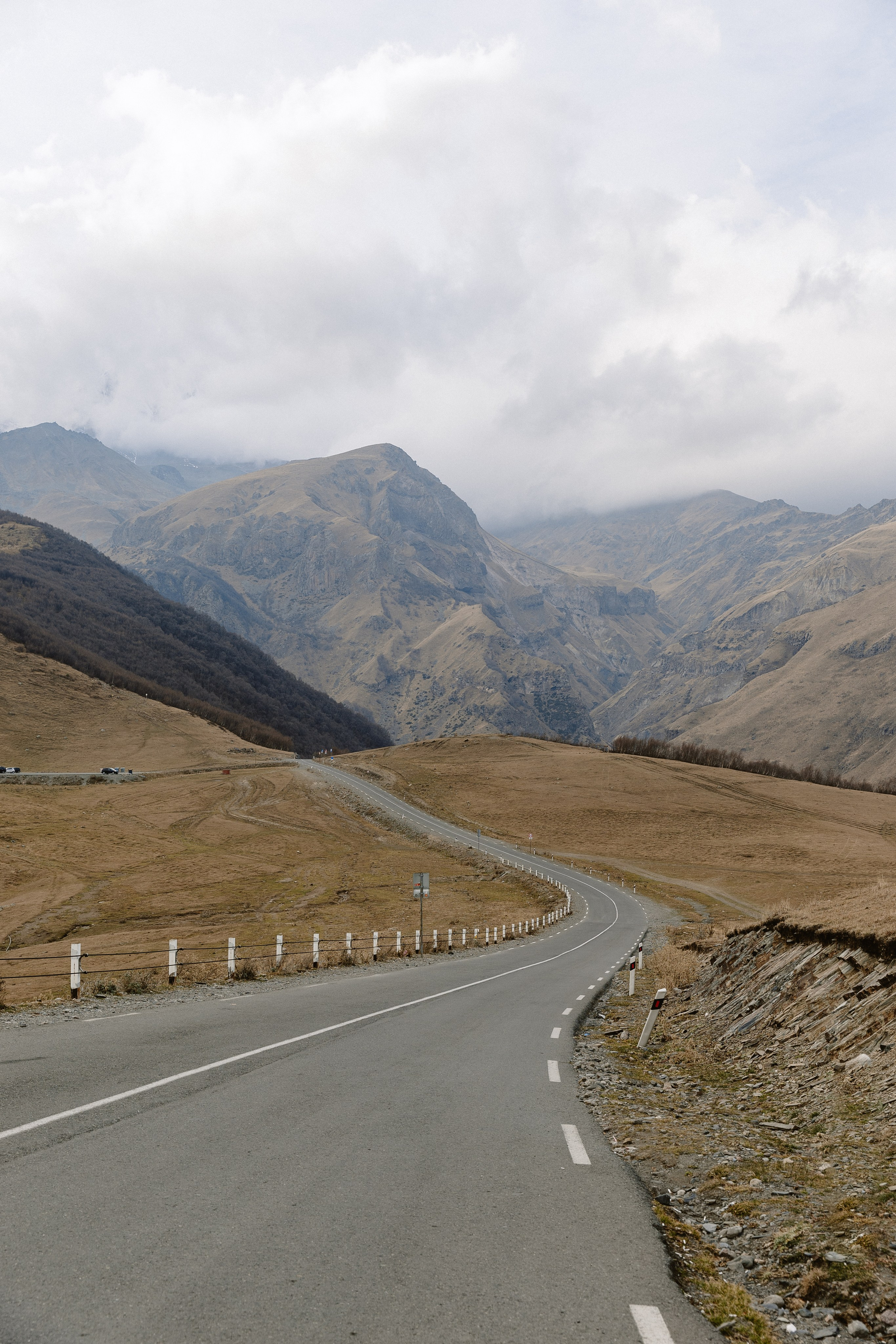 Kazbegi (3,5 hours from Tbilisi)/Казбеги (3,5 часа от Тбилиси). Photographer Anna Nazarenko