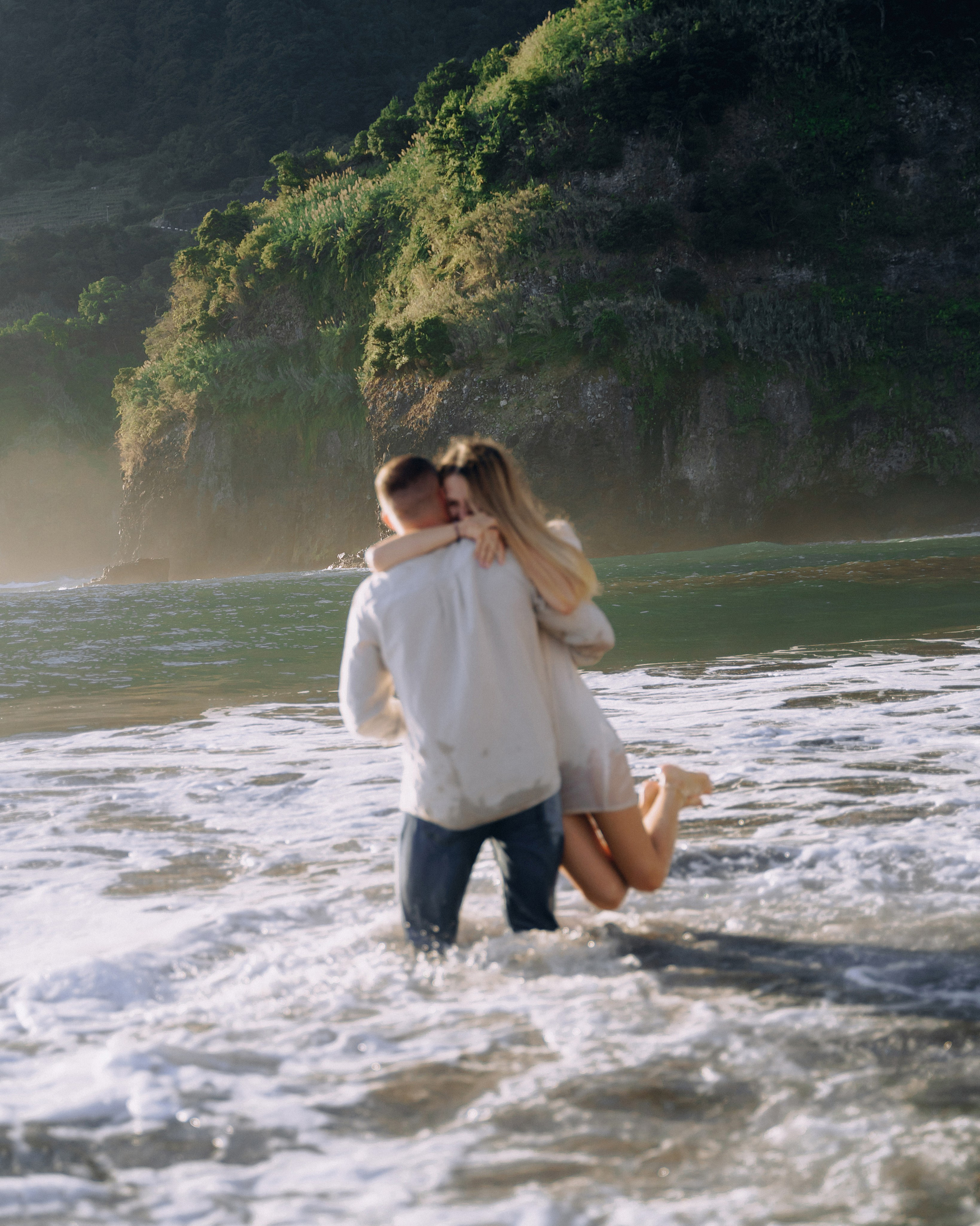 Couple Photoshoot at Seixal Beach — Irina & Vlad | Photographer in Madeira. Your photographer in Madeira